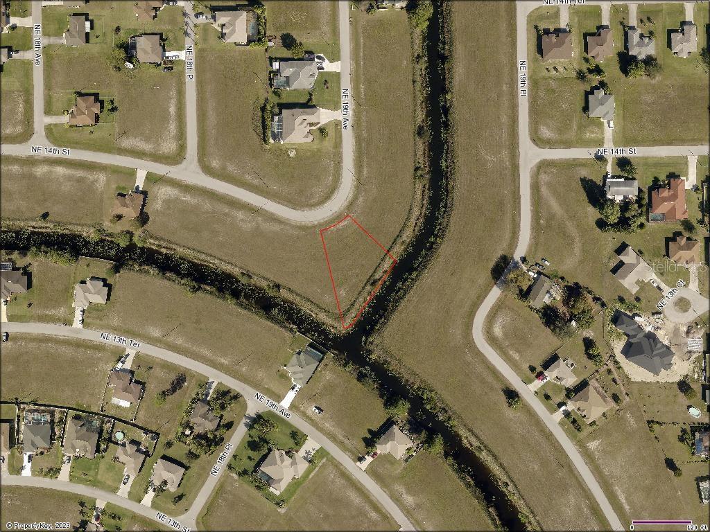 1830 Ne 14th St, Cape Coral, FL 33909
