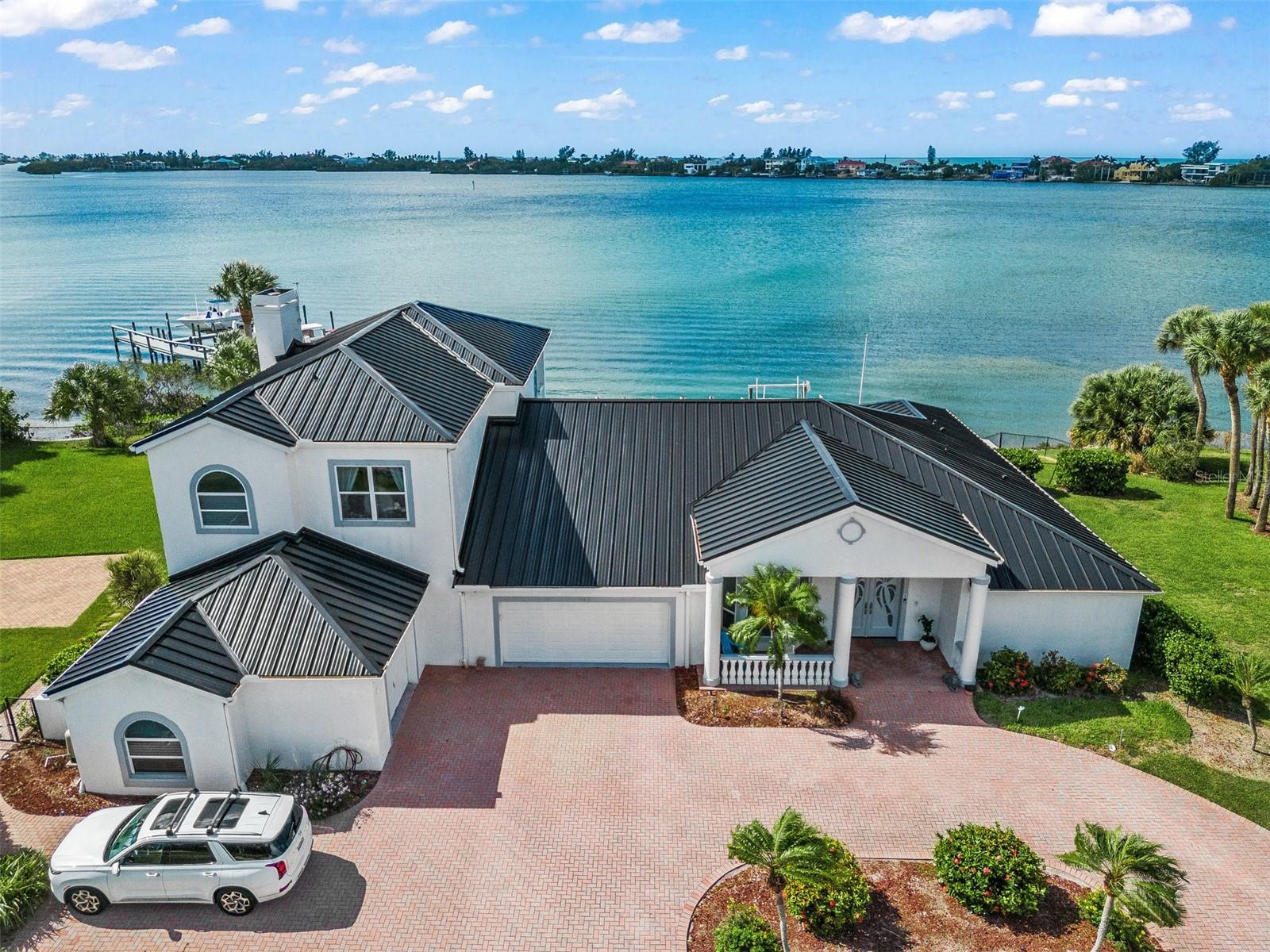 443 Picasso Dr, Nokomis, FL 34275