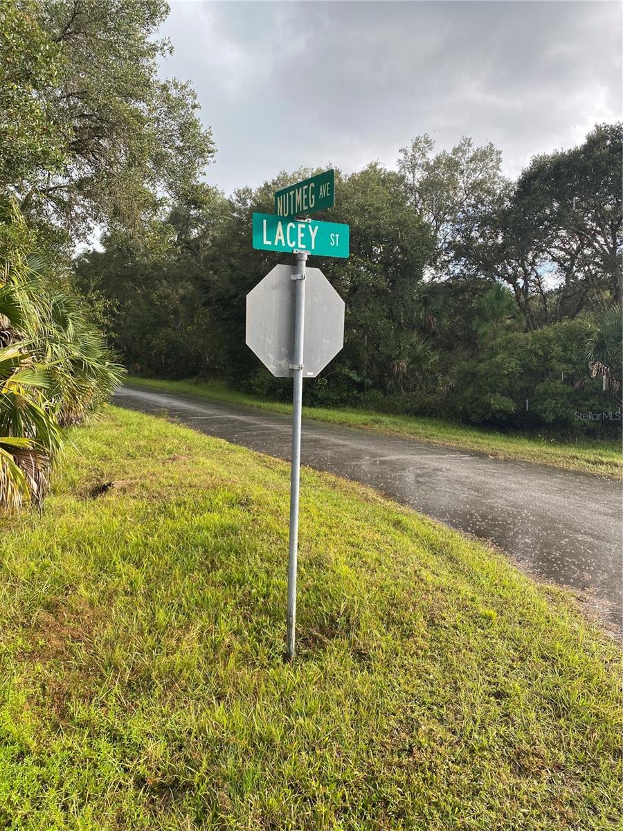 Nutmeg Ave, North Port, FL 34286