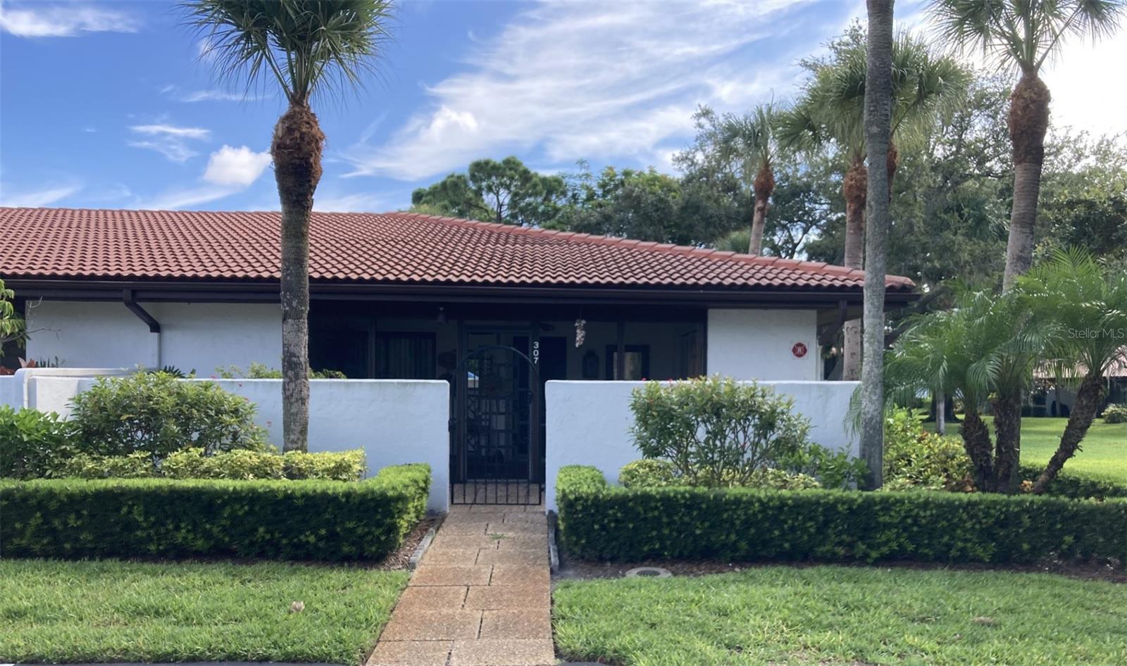 3500 El Conquistador Pkwy #307, Bradenton, FL 34210