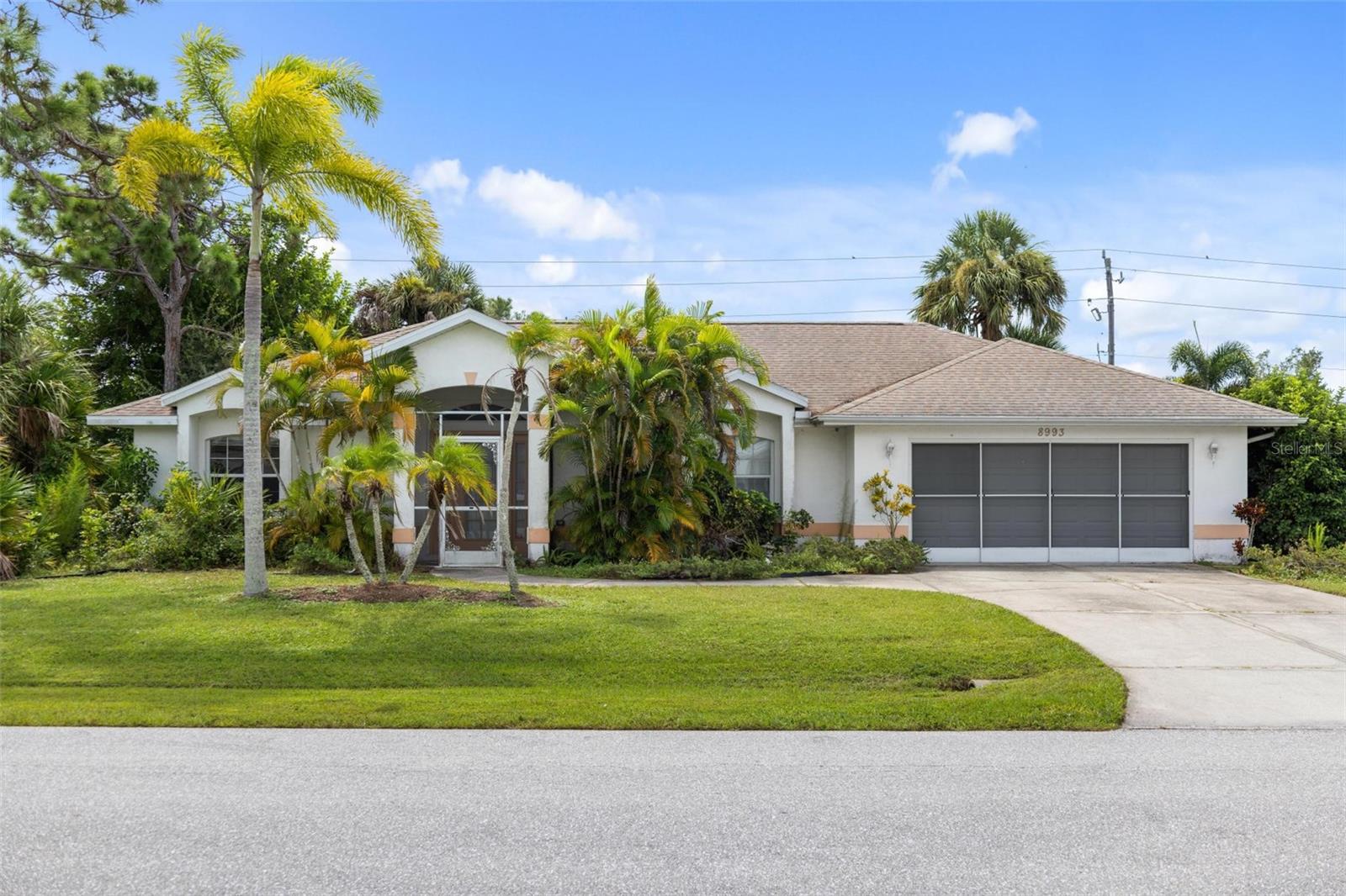 8993 Bantry Bay Blvd, Englewood, FL 34224