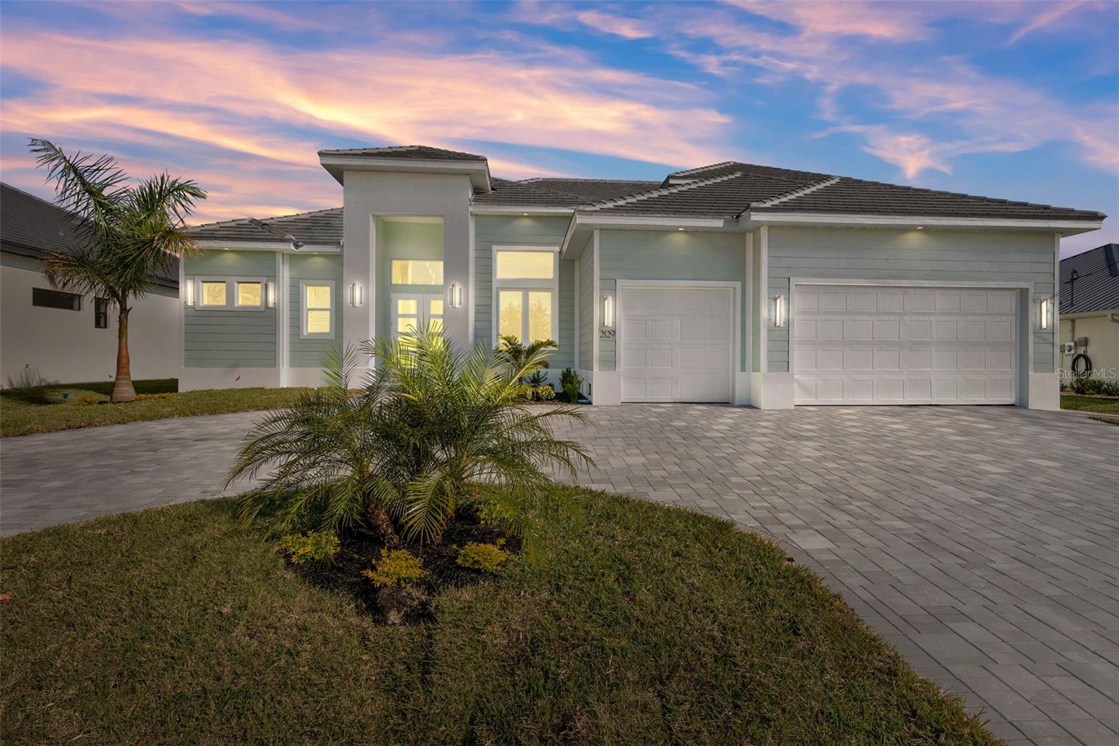 2129 Cape Coral Pkwy W, Cape Coral, FL 33914