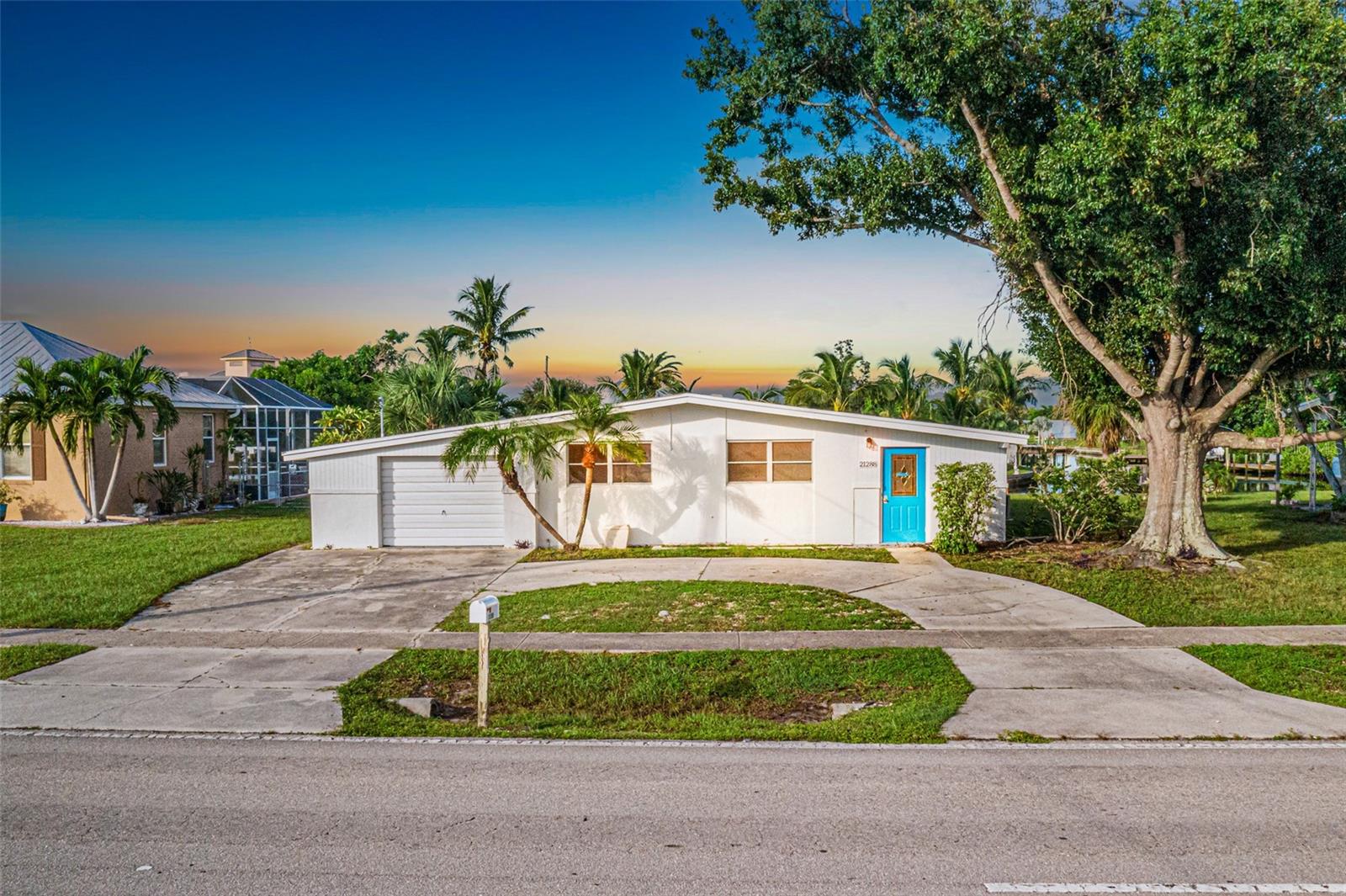 21288 Edgewater Dr, Port Charlotte, FL 33952