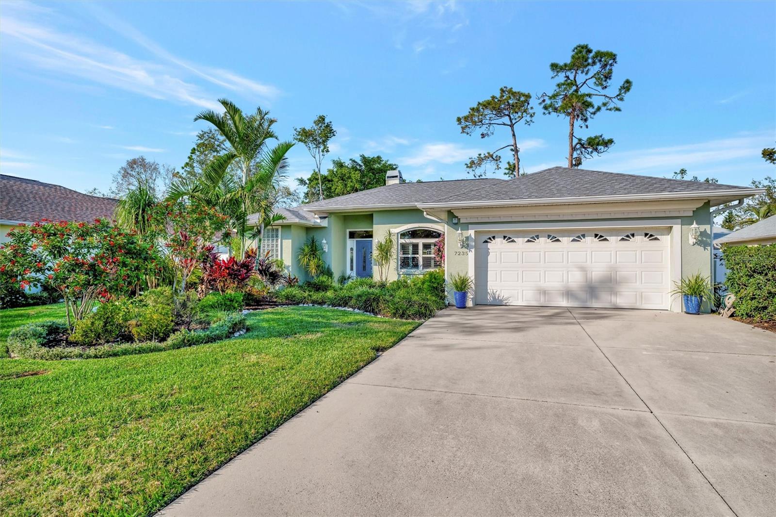 7235 Rangi Dr, Sarasota, FL 34241