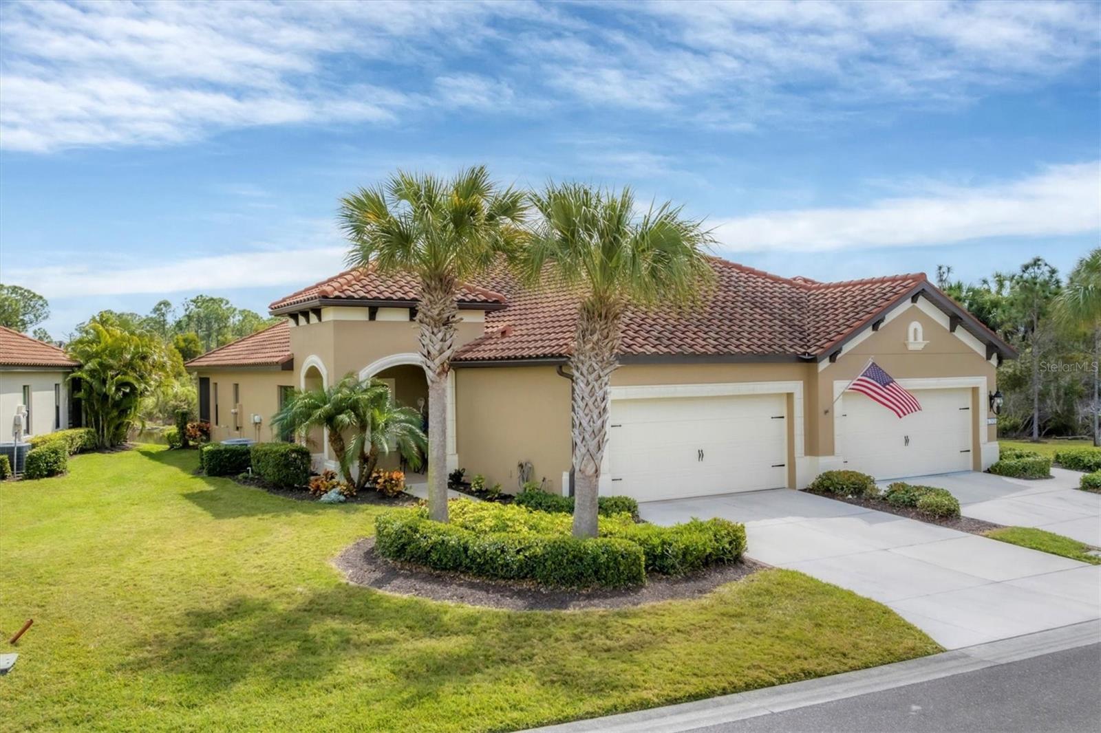 317 Acerno Dr, Nokomis, FL 34275