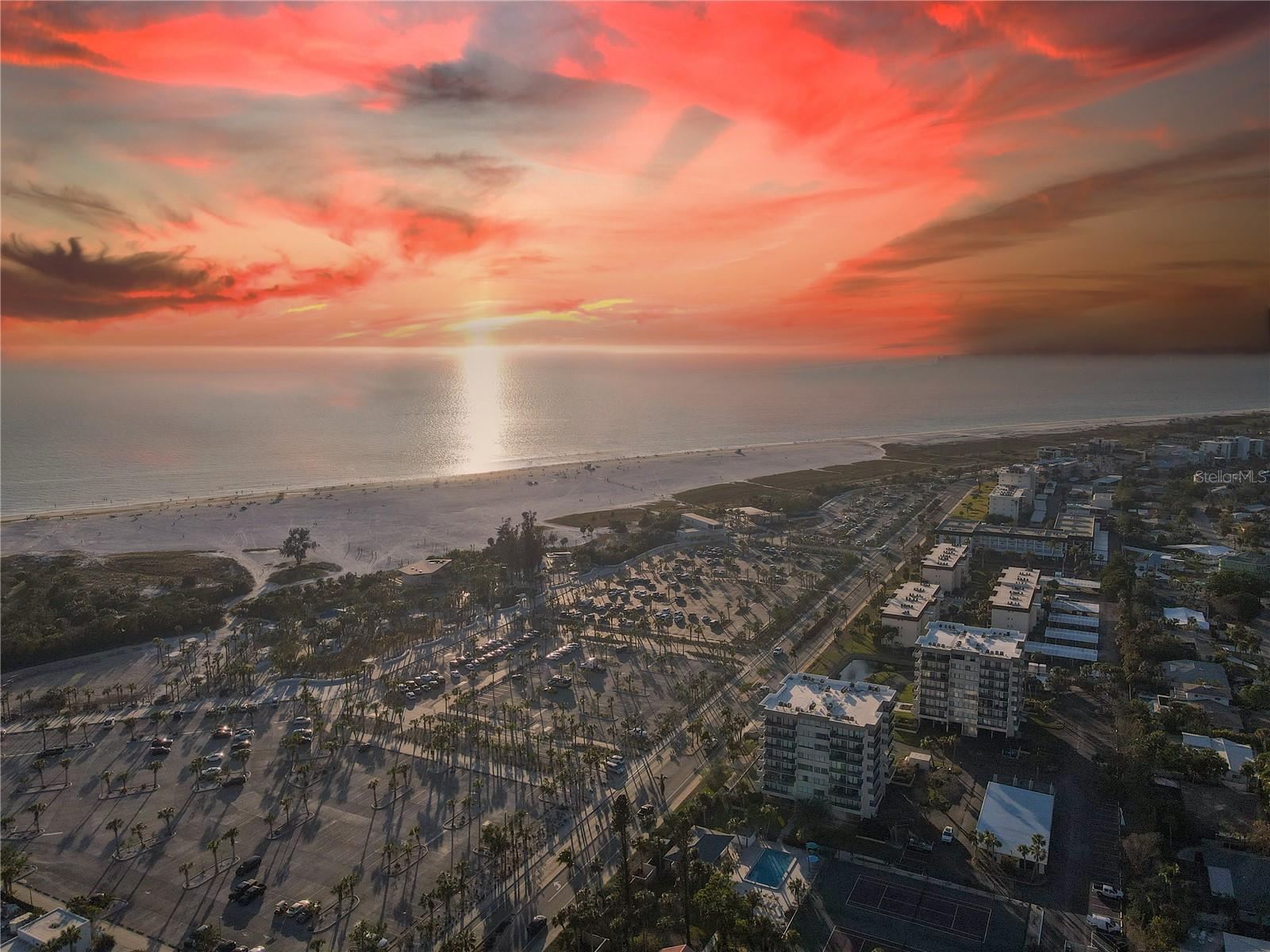 1055 Beach Rd #B-302, Sarasota, FL 34242