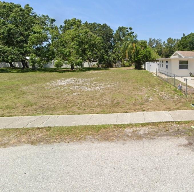645 N Pompano Ave, Sarasota, FL 34237