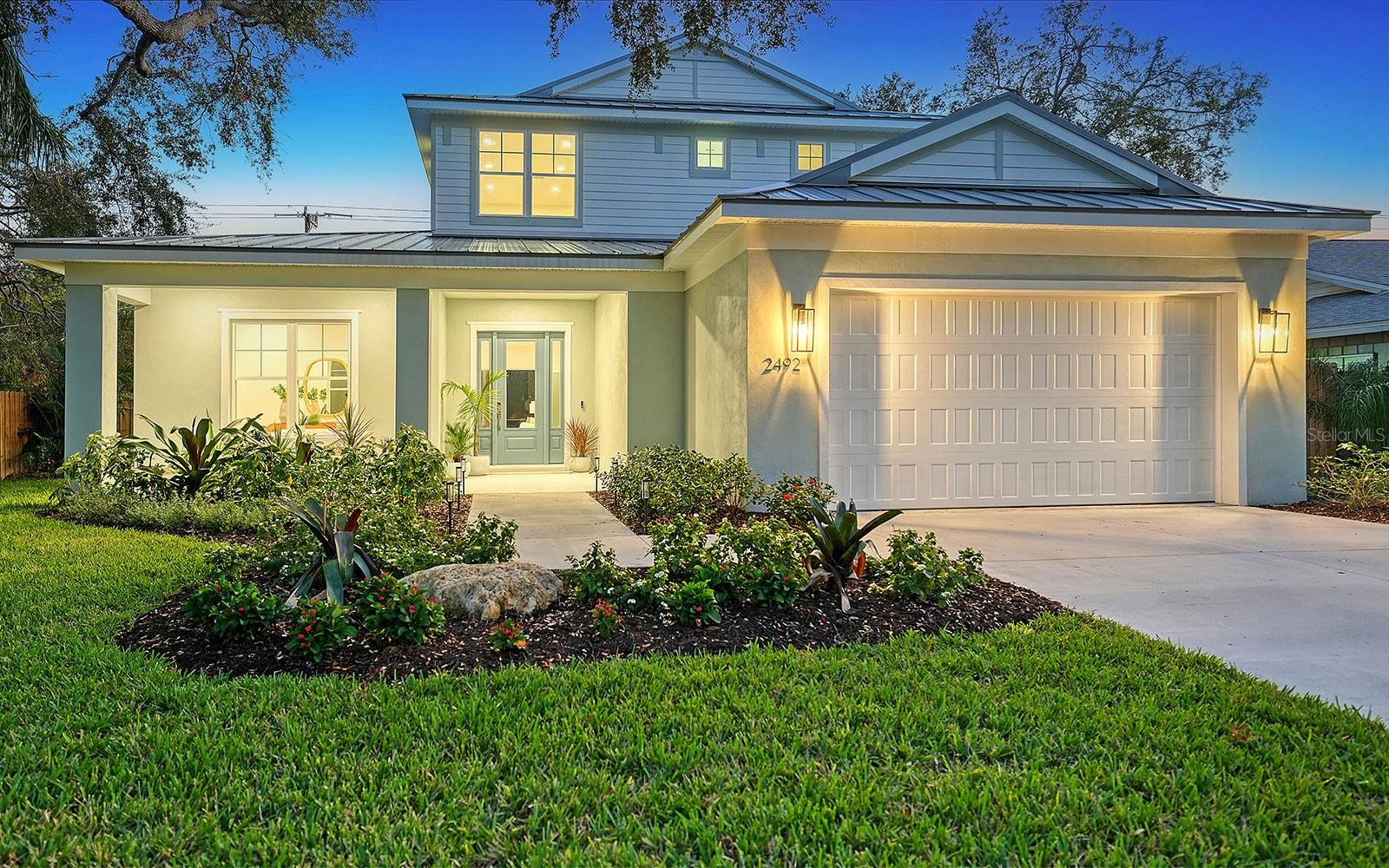 2492 S Milmar Dr, Sarasota, FL 34237