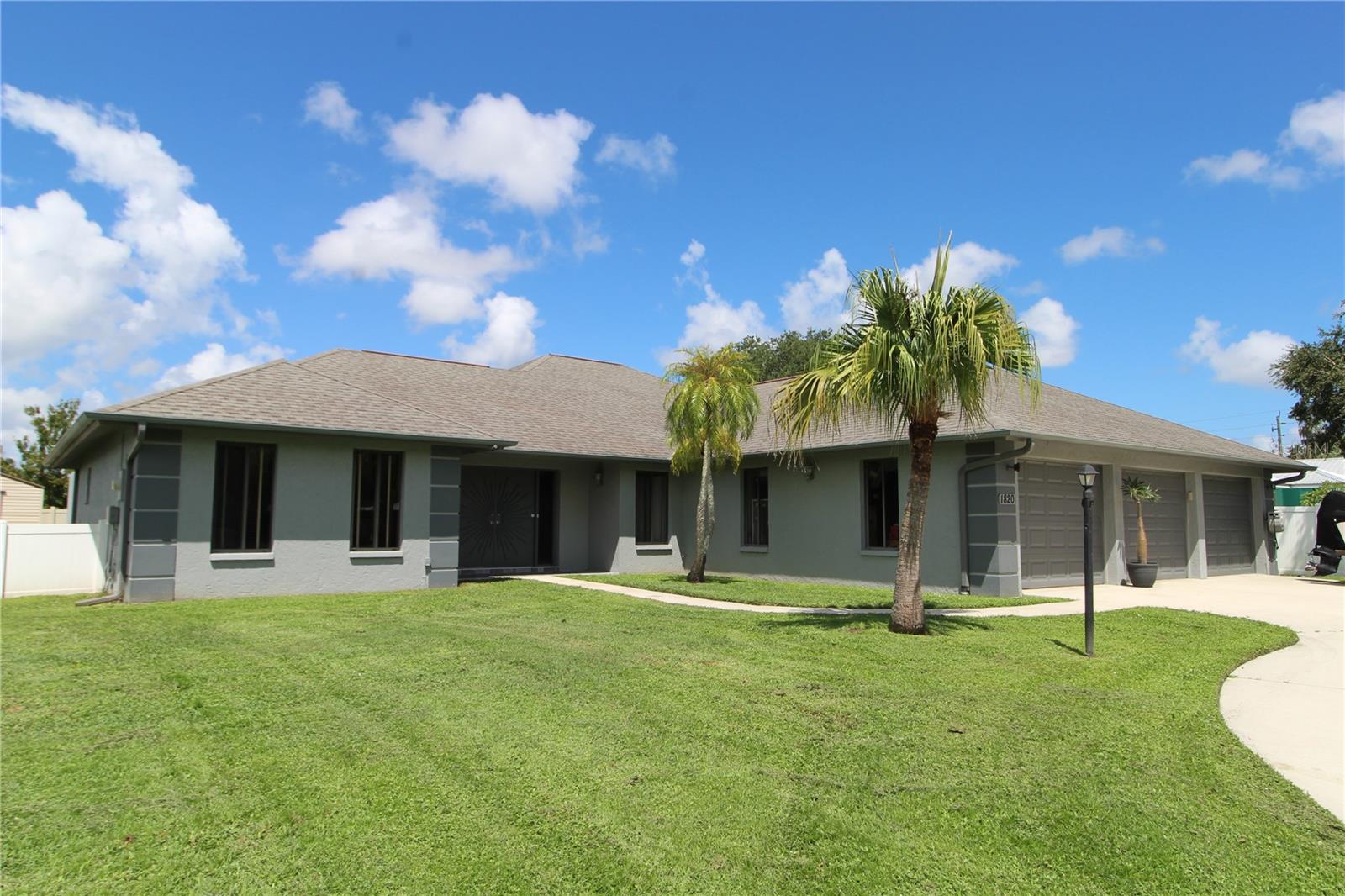1820 E Leewynn Dr, Sarasota, FL 34240