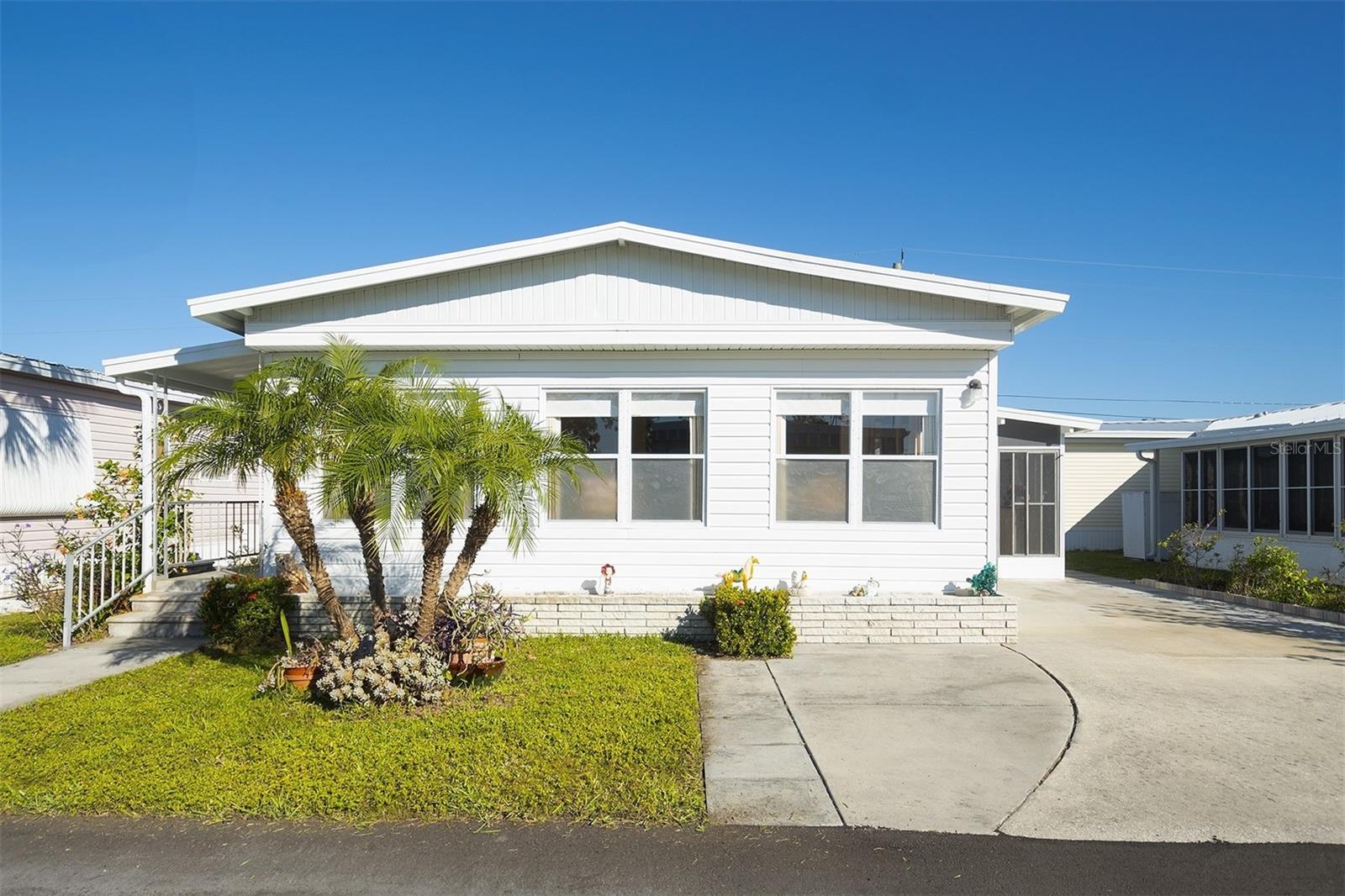 2105 Glenwood Dr, Sarasota, FL 34231