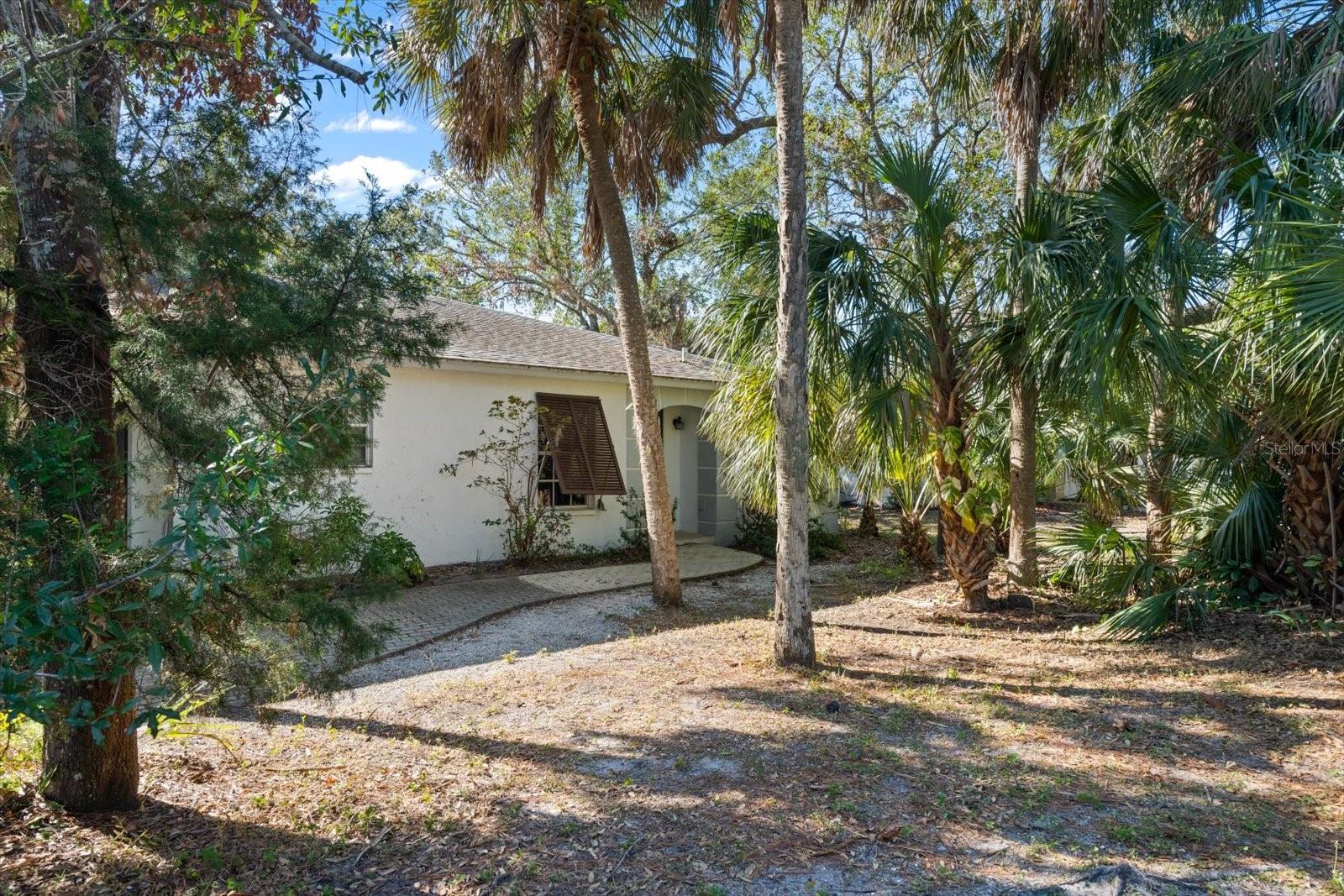 608 N Jefferson Ave #30, Sarasota, FL 34237