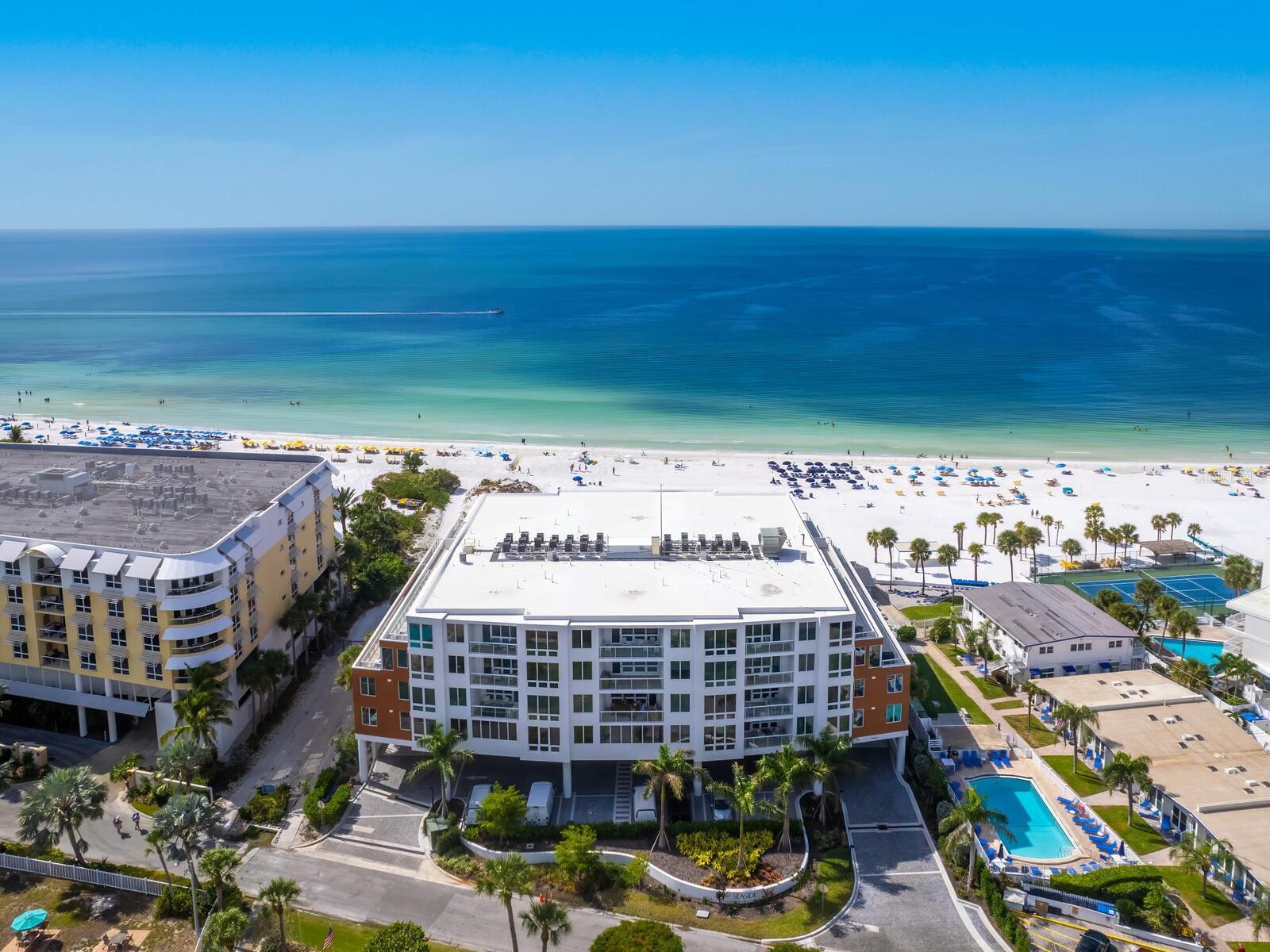 1035 Seaside Dr #305, Sarasota, FL 34242