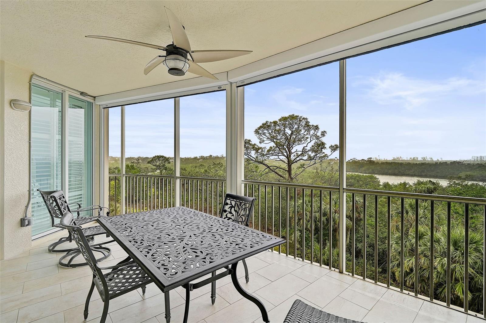 385 N Point Rd #402, Osprey, FL 34229