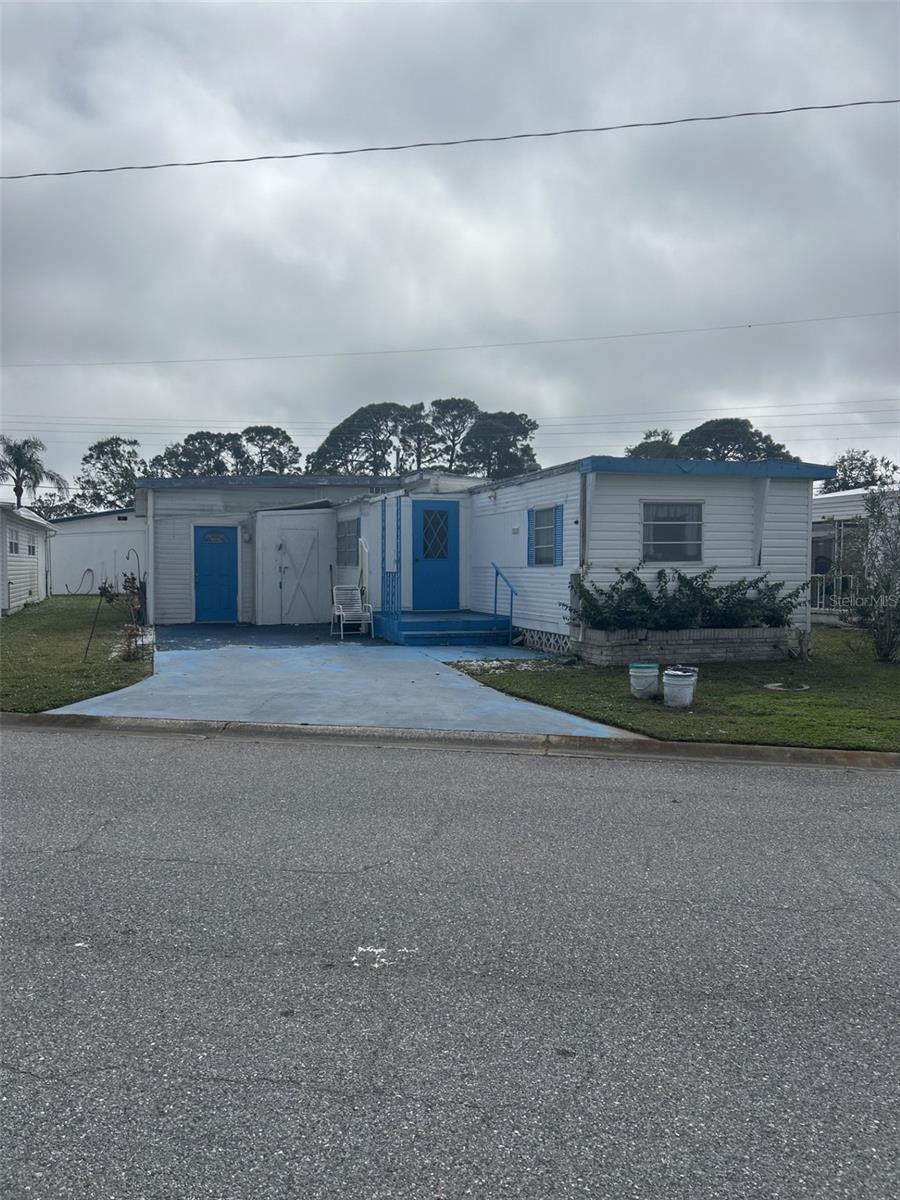 1660 Old Elm St, Sarasota, FL 34234