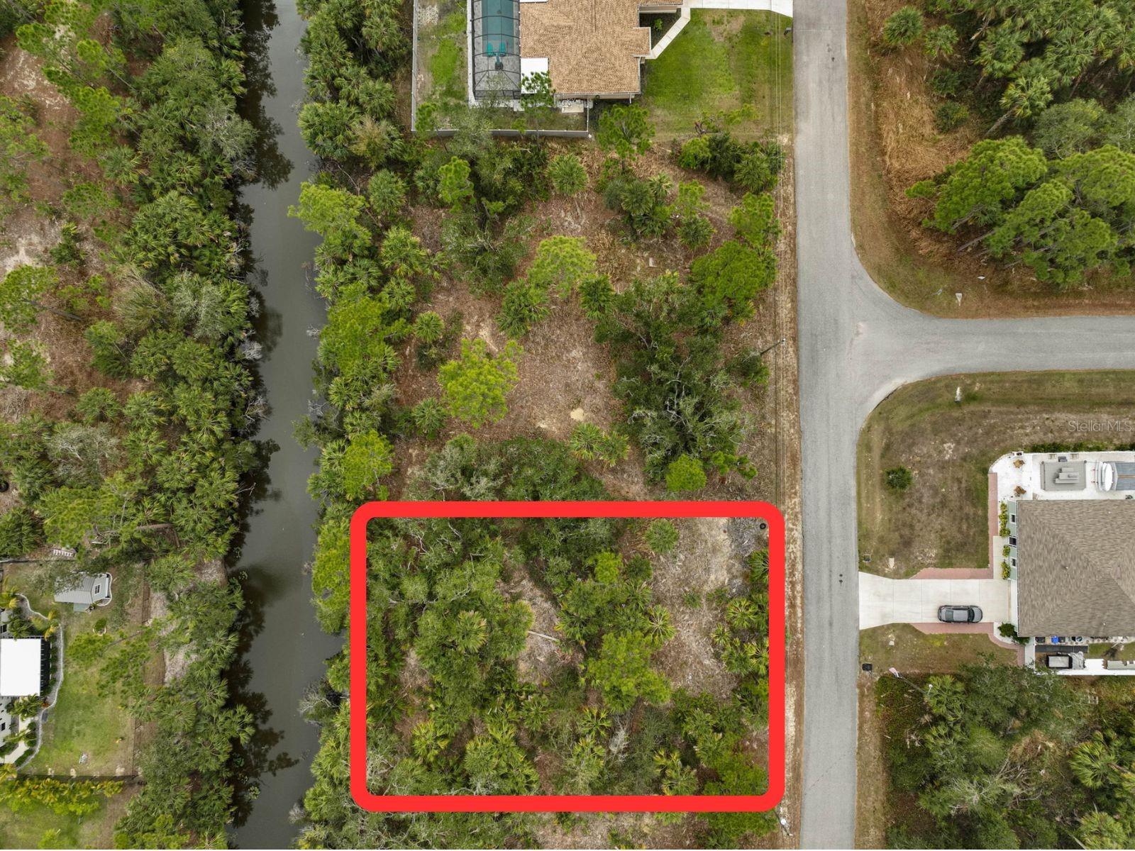 Inverness St, North Port, FL 34288