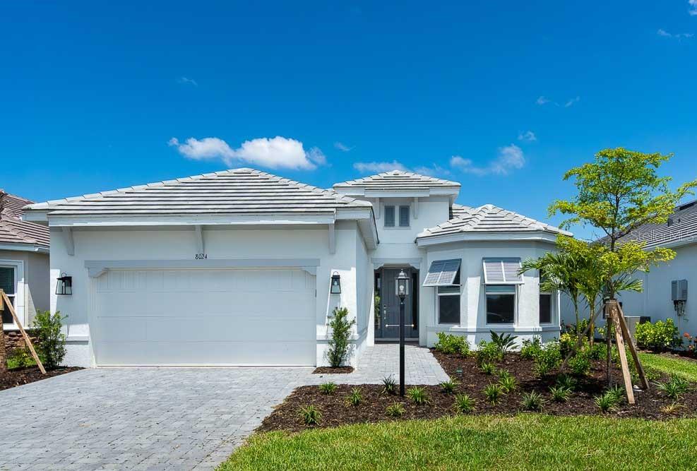 8024 Moonbeam Ave, Sarasota, FL 34241