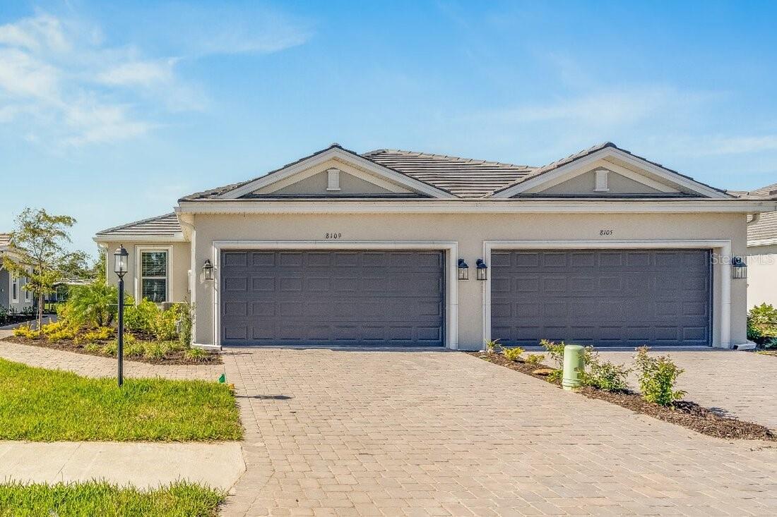 8109 Moonbeam Ave, Sarasota, FL 34241