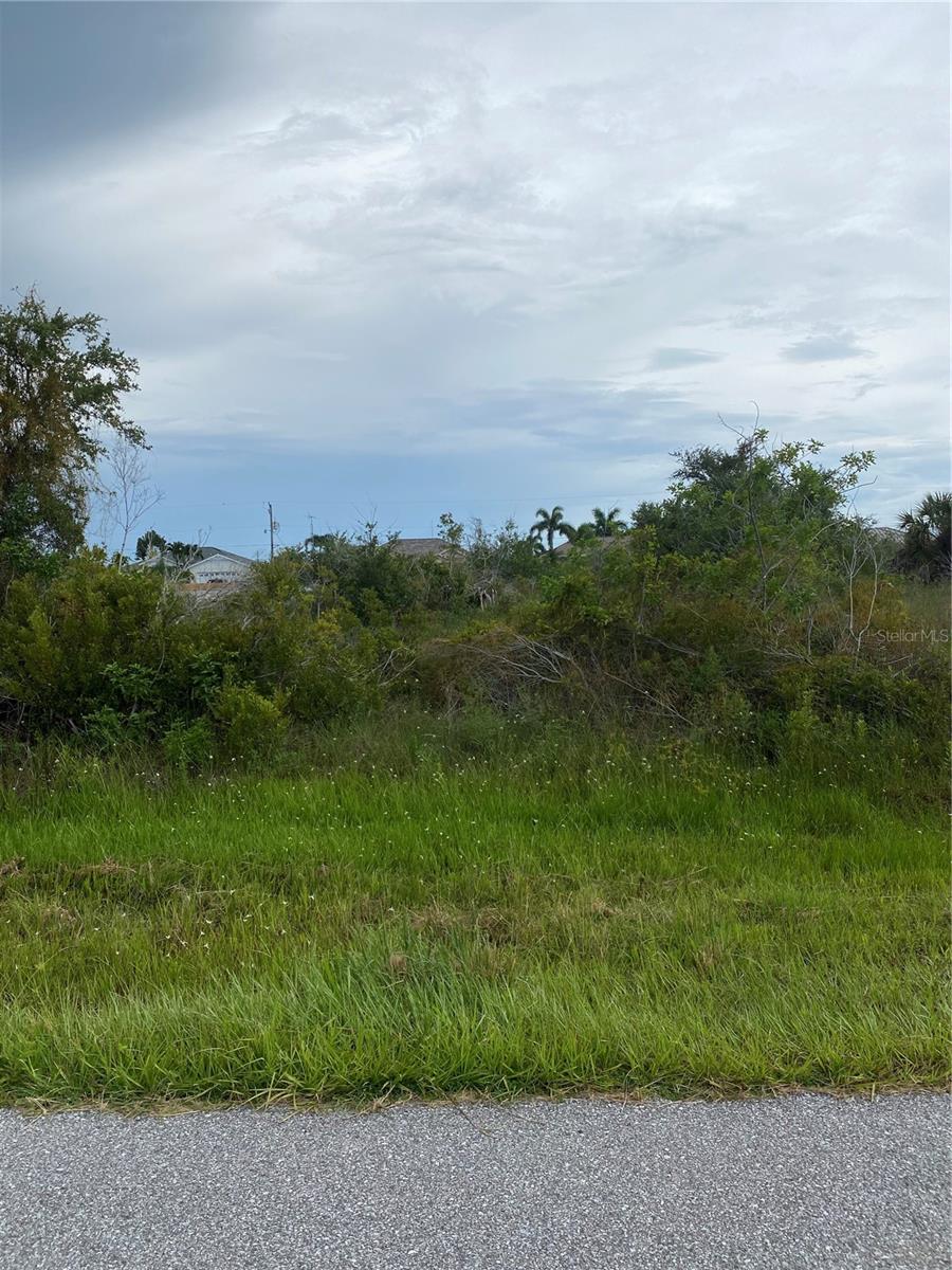 15427 Mccomb Cir, Port Charlotte, FL 33981