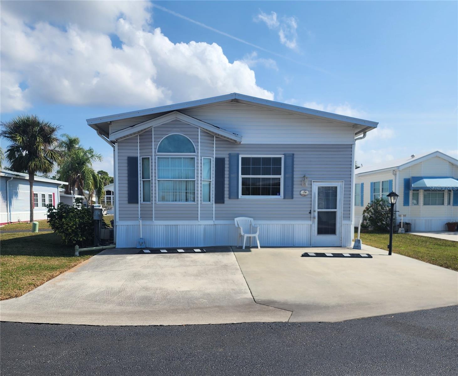1674 University Pkwy #174, Sarasota, FL 34243