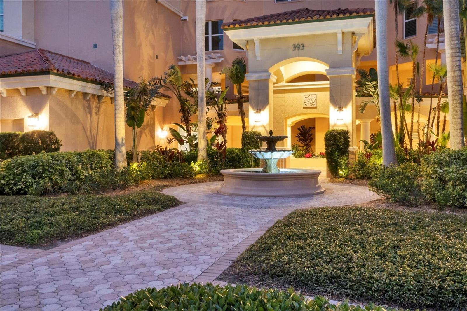 393 N Point Rd #604, Osprey, FL 34229