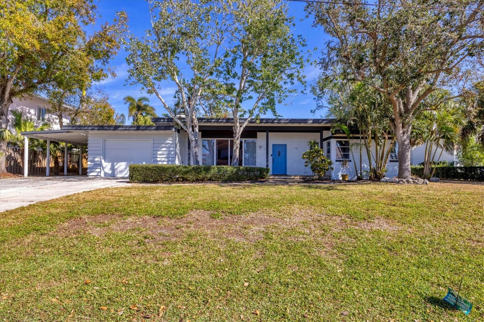1509 Flower Dr, Sarasota, FL 34239
