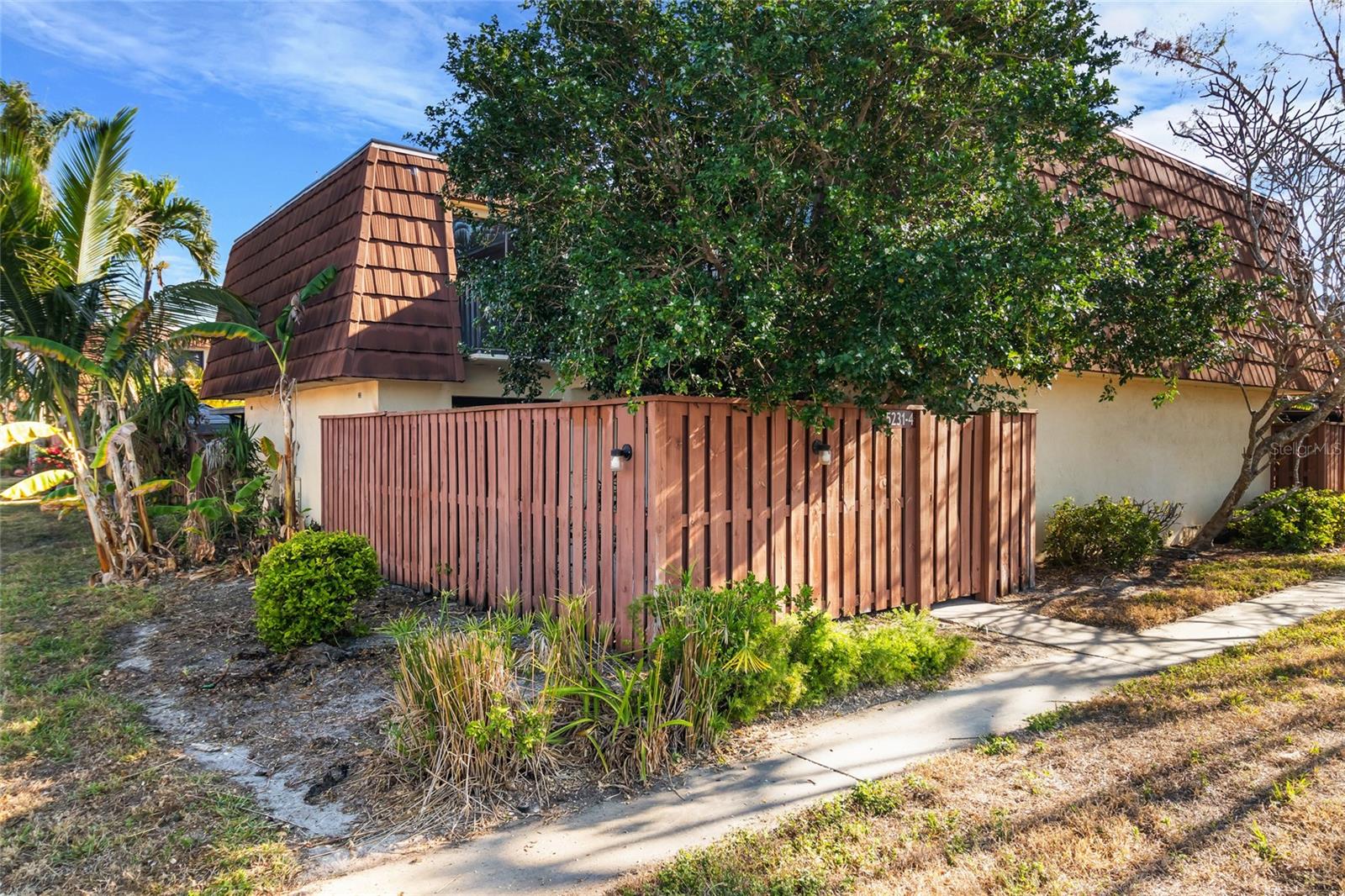 5231 Cedarbend Dr #4, Fort Myers, FL 33919