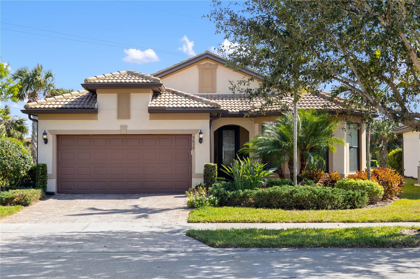 5639 Rain Lily Ct, Sarasota, FL 34238