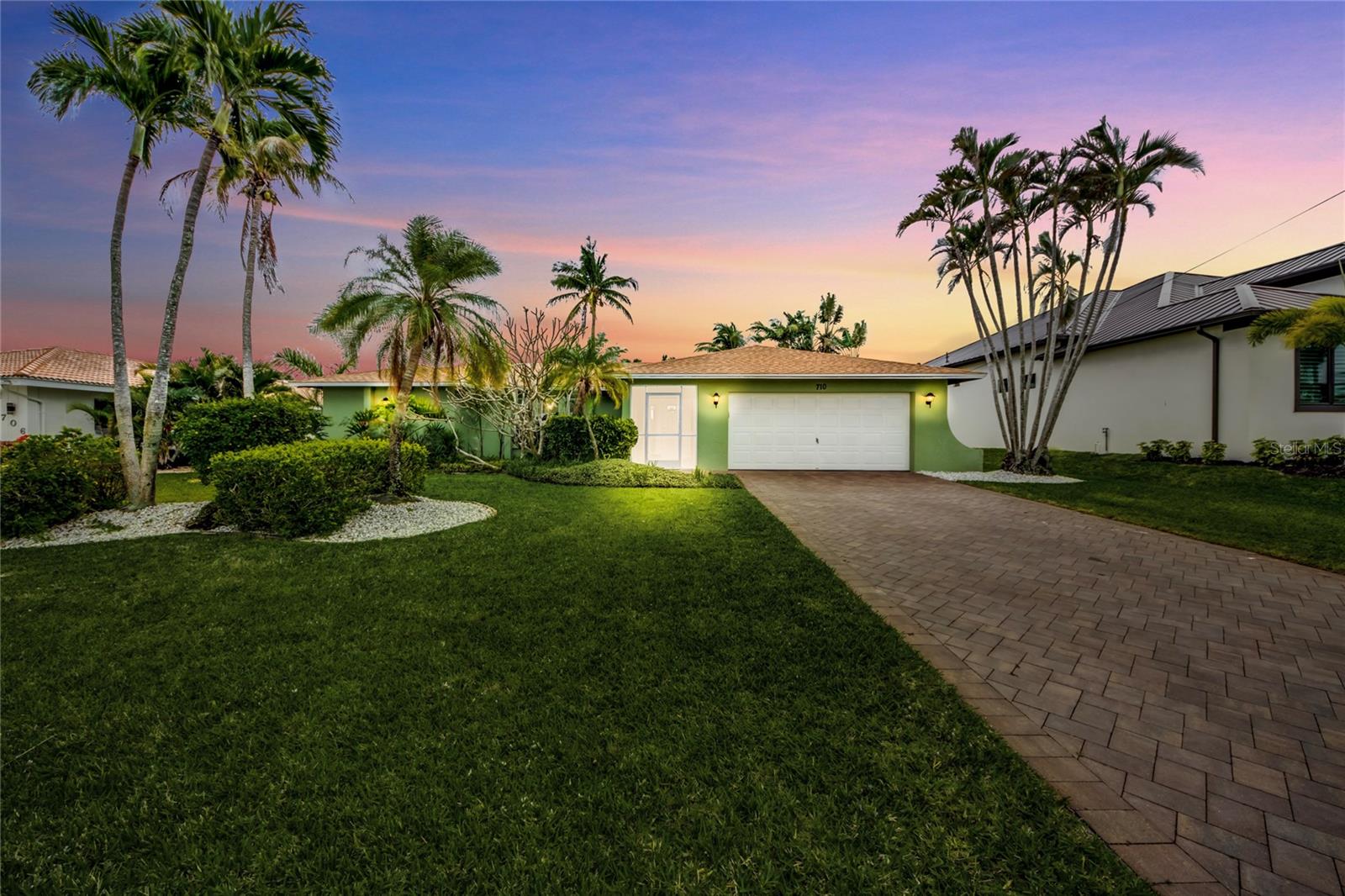 710 Sw 52nd St, Cape Coral, FL 33914