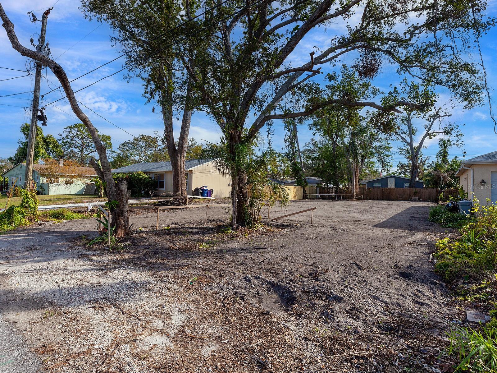 2950 Forest Ln, Sarasota, FL 34231