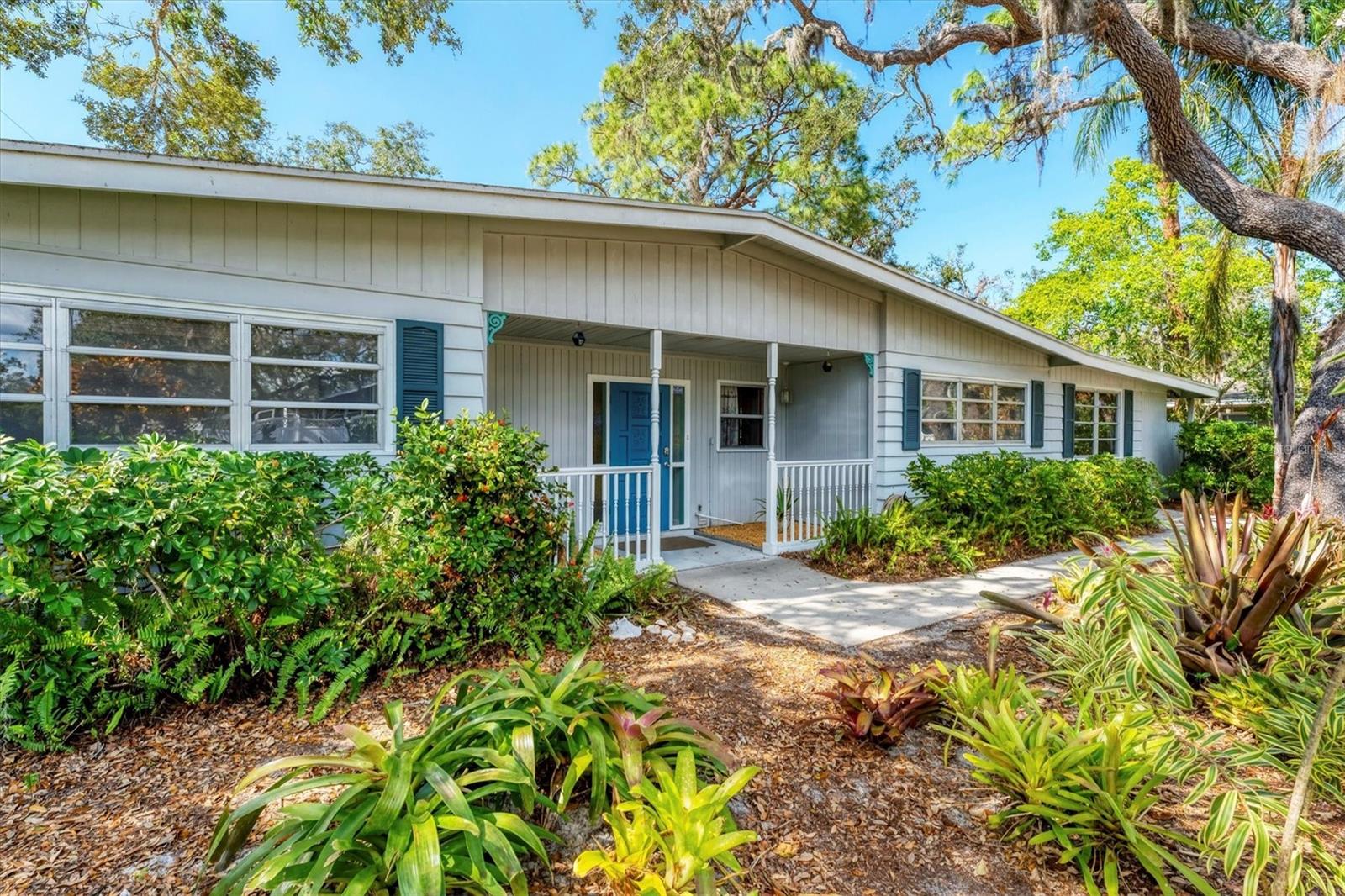 4062 S Shade Ave, Sarasota, FL 34231