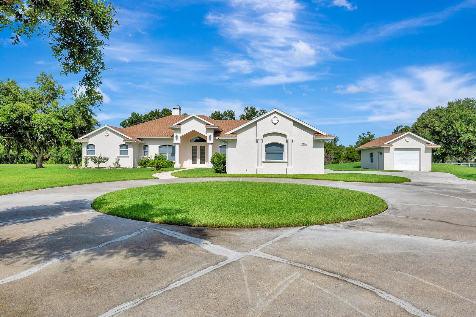 5750 Saddle Oak Trl, Sarasota, FL 34241