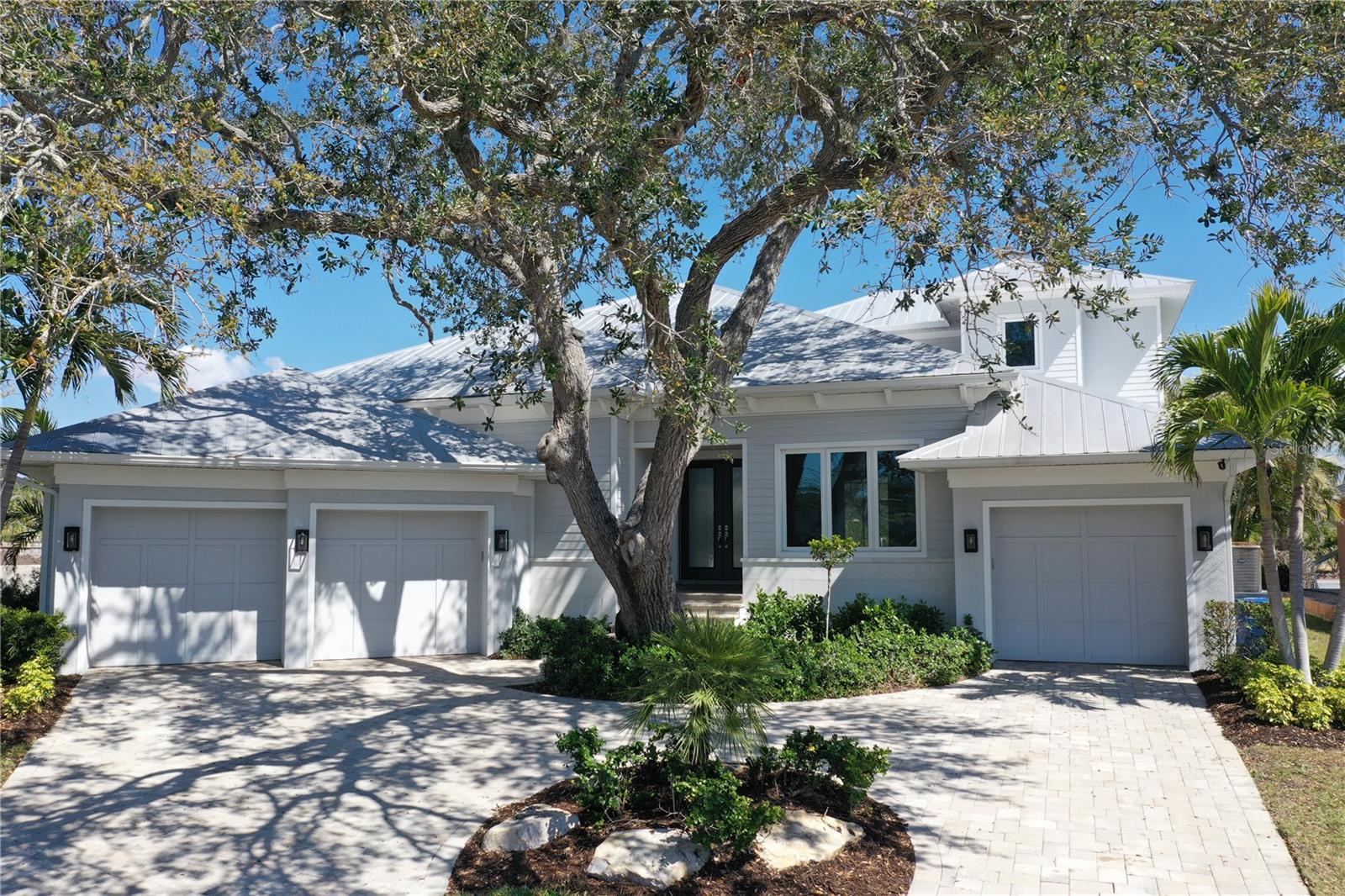 5169 Sandy Shore Ave, Sarasota, FL 34242