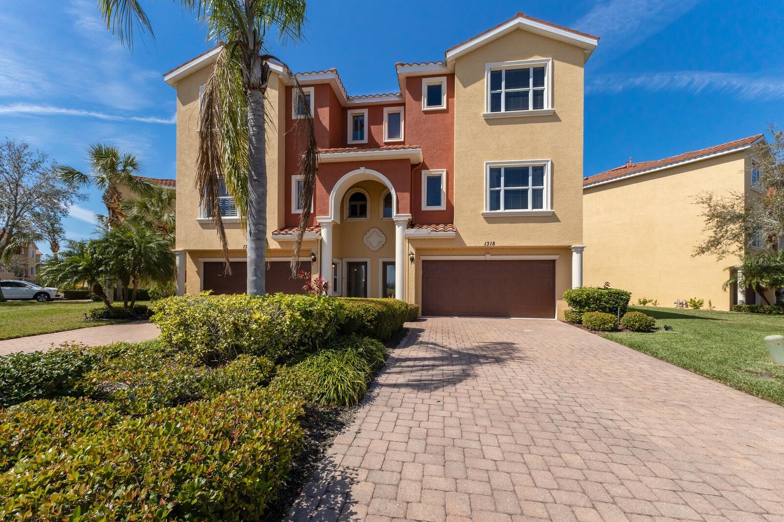 1318 3rd Street Cir E, Palmetto, FL 34221
