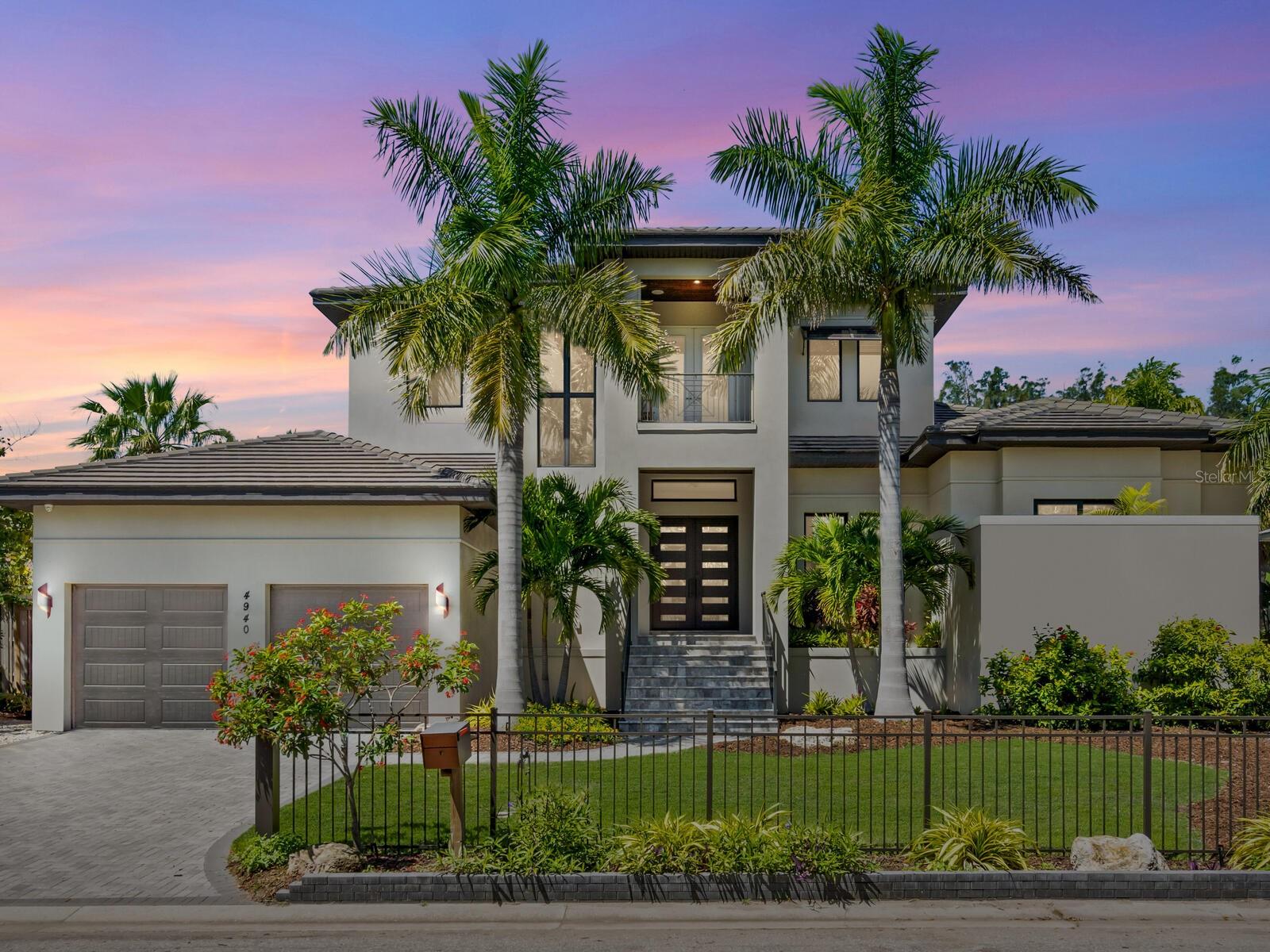 4940 Peaceable Way, Sarasota, FL 34242