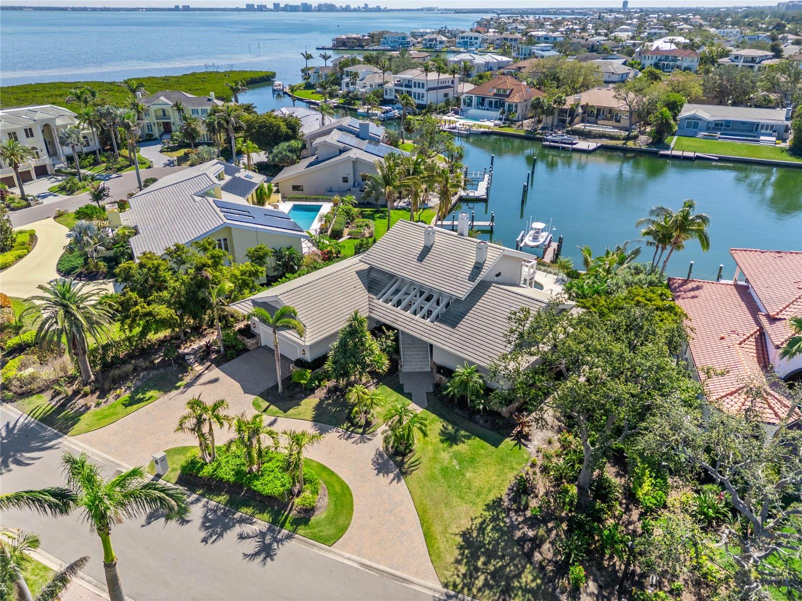 520 Harbor Cay Dr, Longboat Key, FL 34228