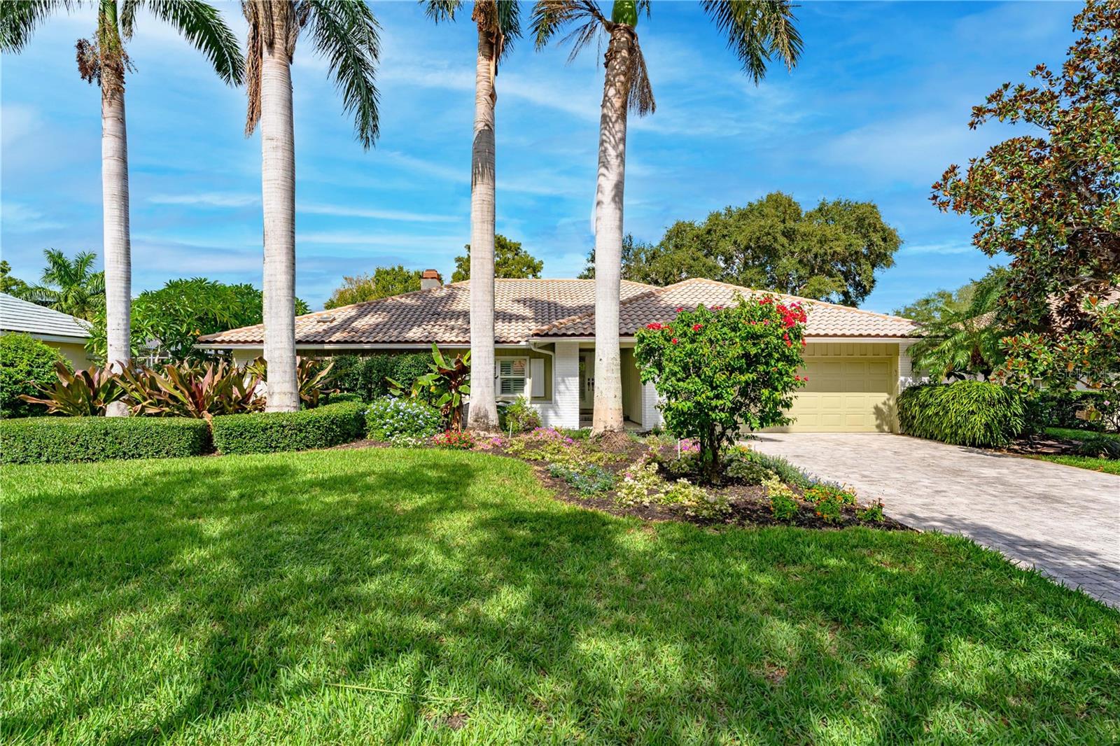 4852 Peregrine Point Cir N, Sarasota, FL 34231