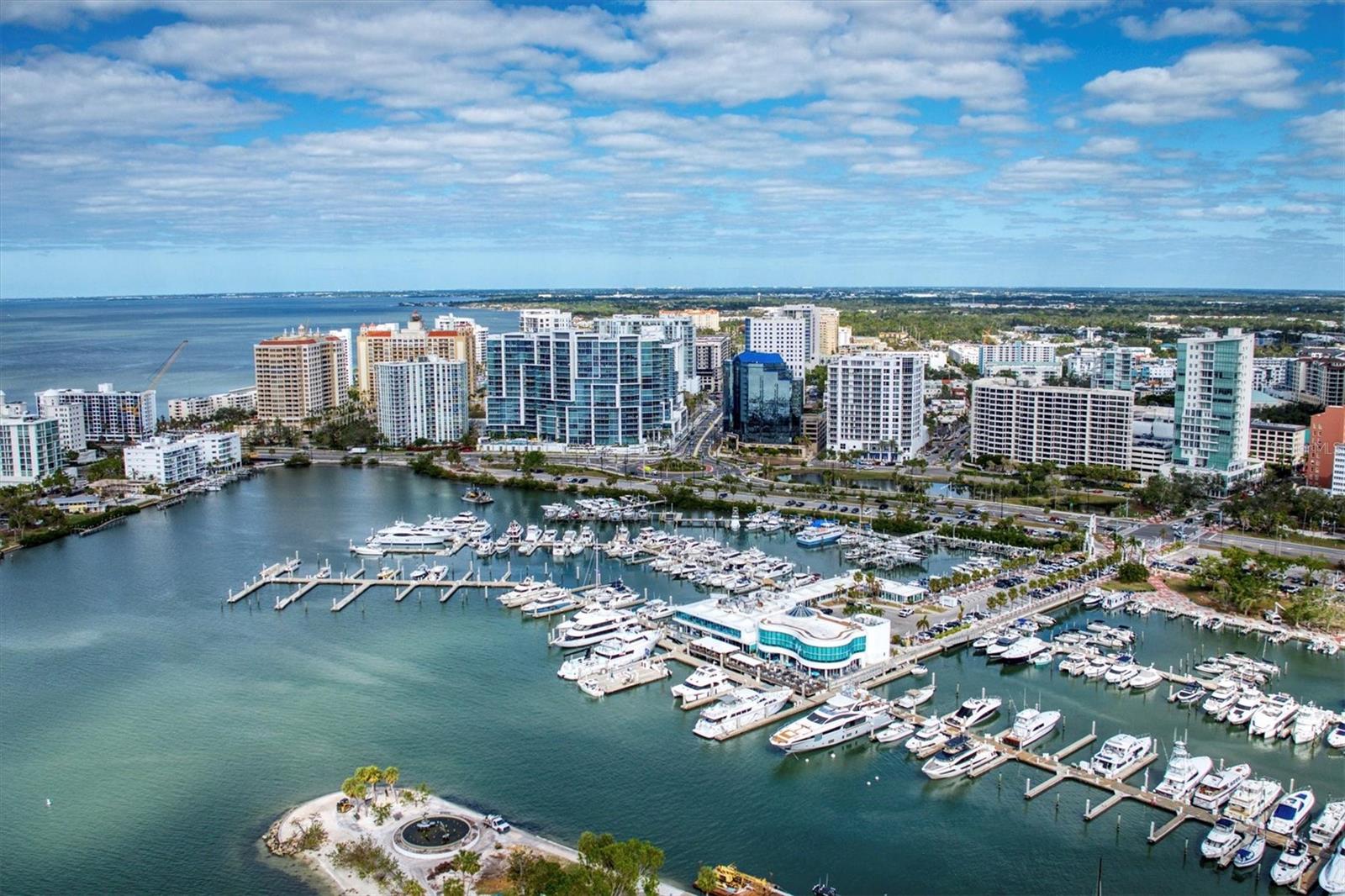 1155 N Gulfstream Ave #1205, Sarasota, FL 34236