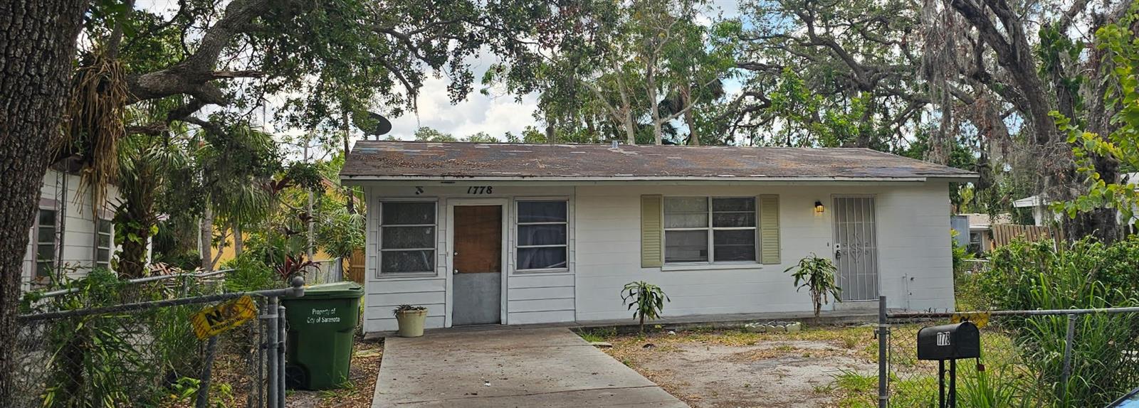 1778 23rd St, Sarasota, FL 34234