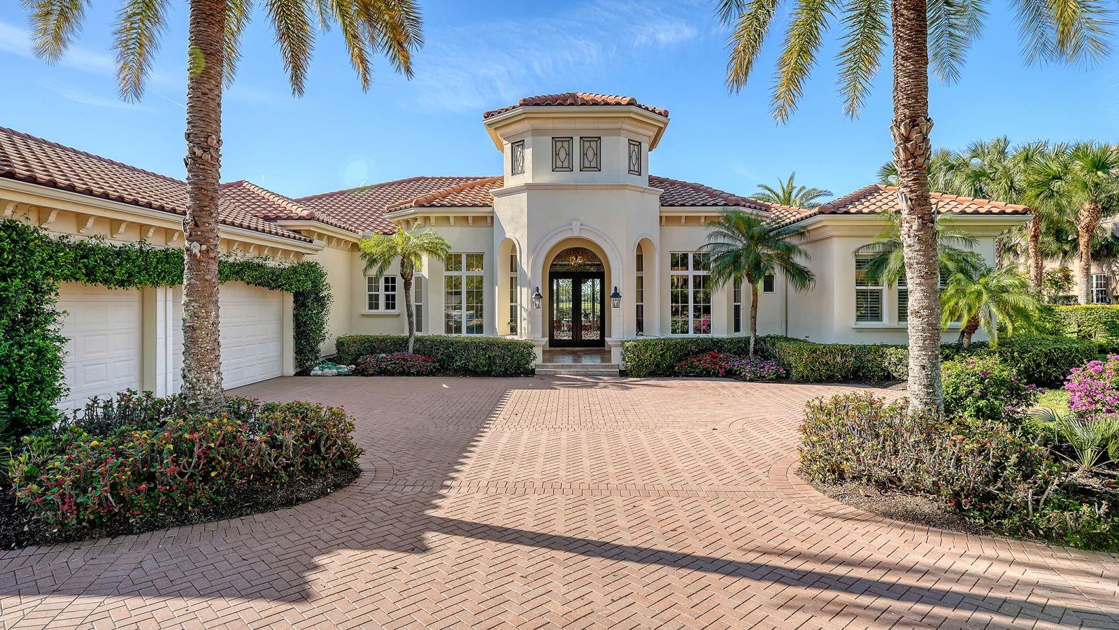 3153 Founders Club Dr, Sarasota, FL 34240
