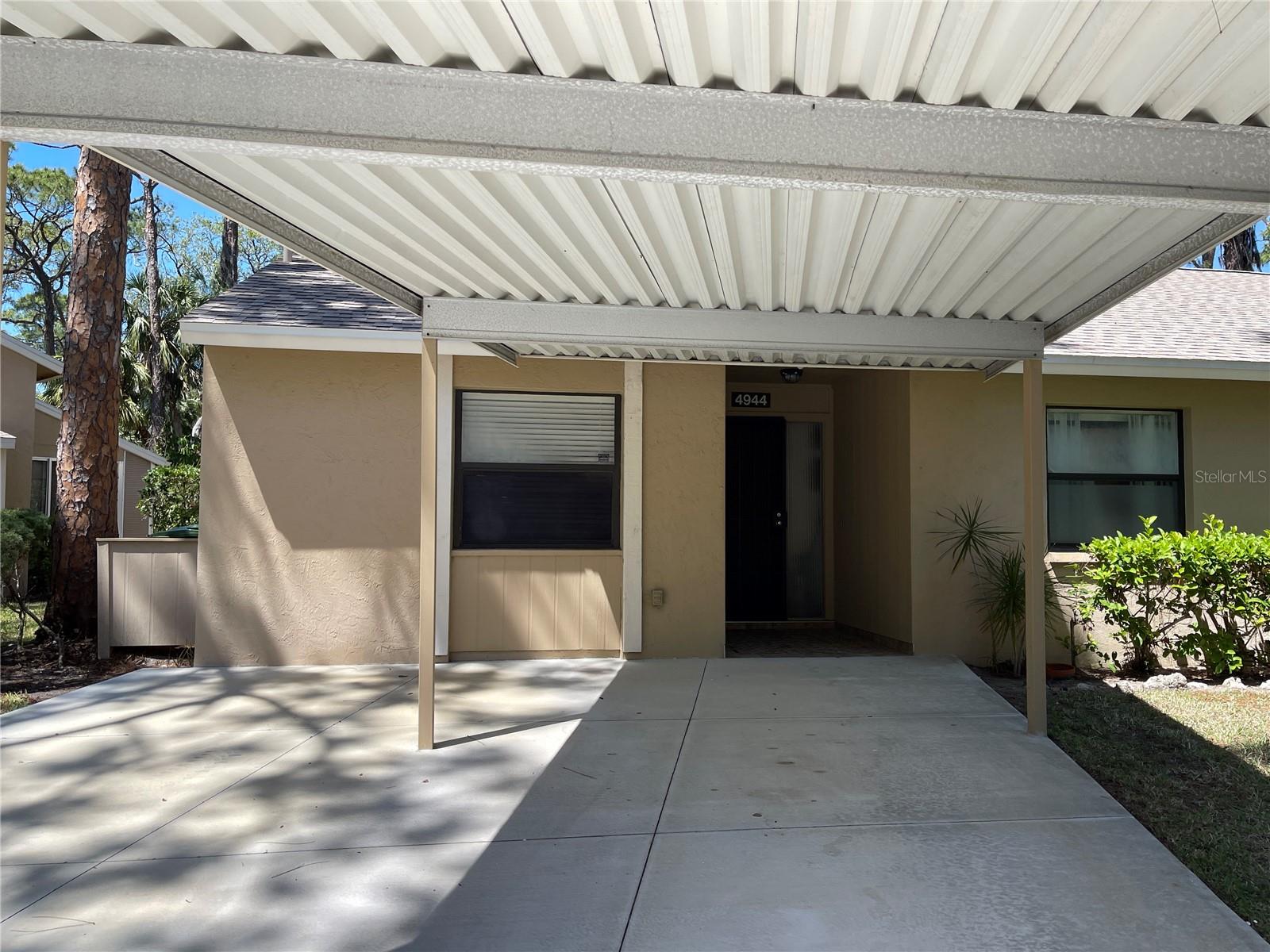 4944 Village Gardens Dr #151, Sarasota, FL 34234