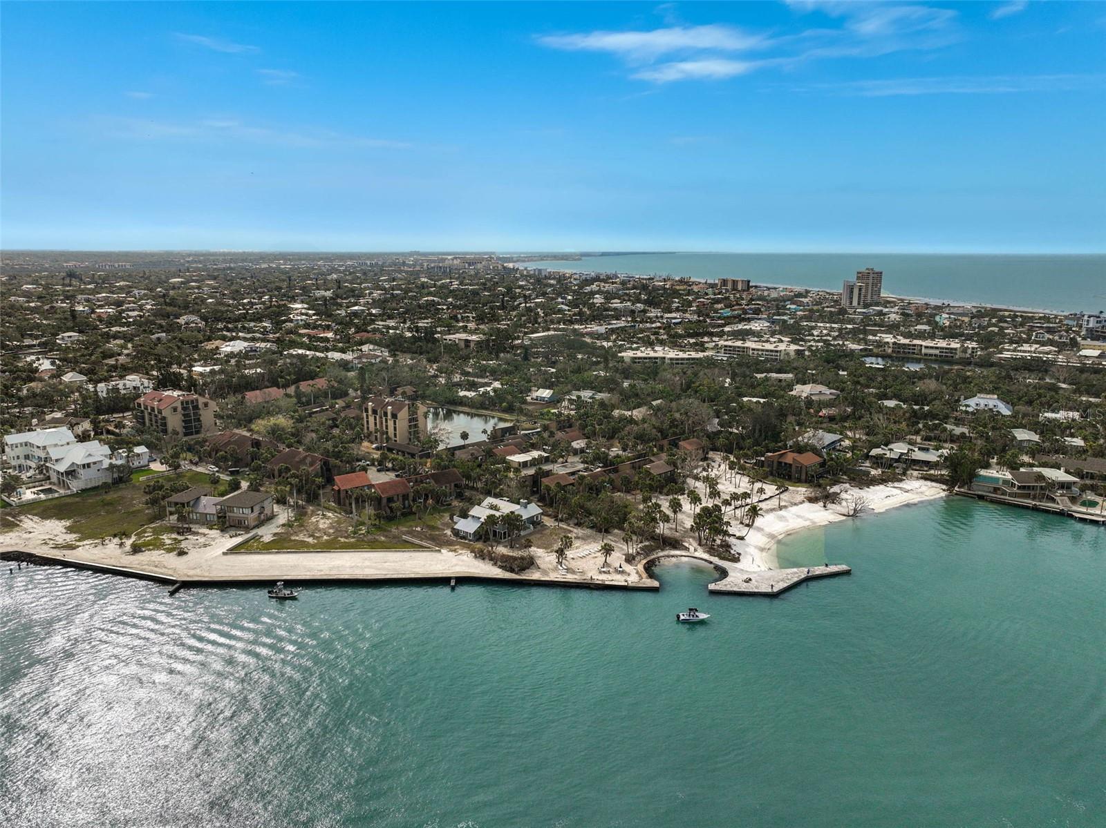 105 Pass Key Rd #105, Sarasota, FL 34242