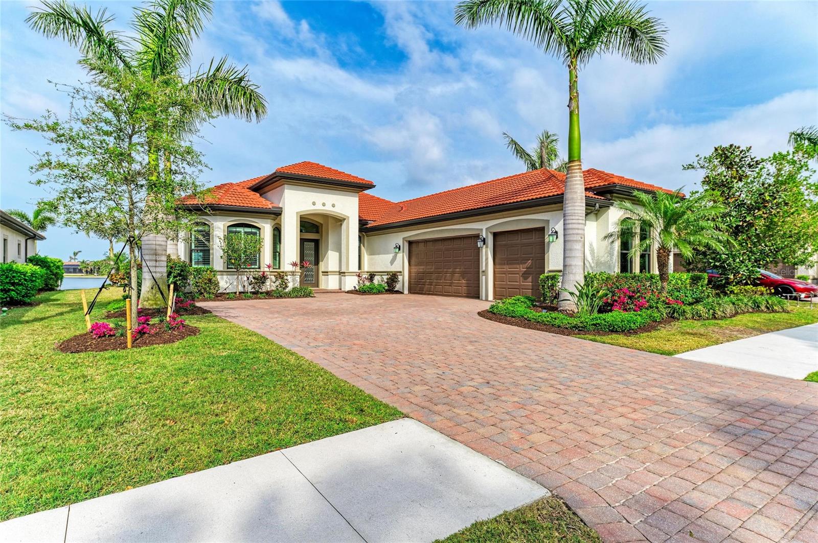 344 Maraviya Blvd, Nokomis, FL 34275