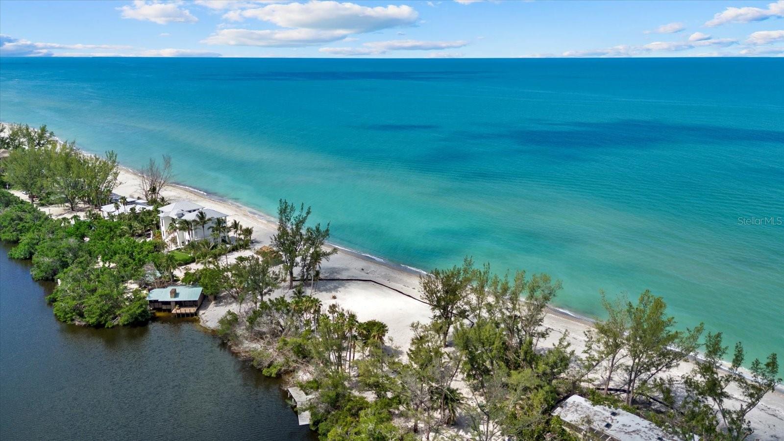 8440 Sanderling Rd, Sarasota, FL 34242