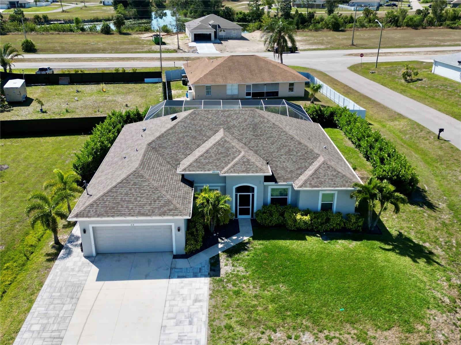 818 Ne 38th St, Cape Coral, FL 33909