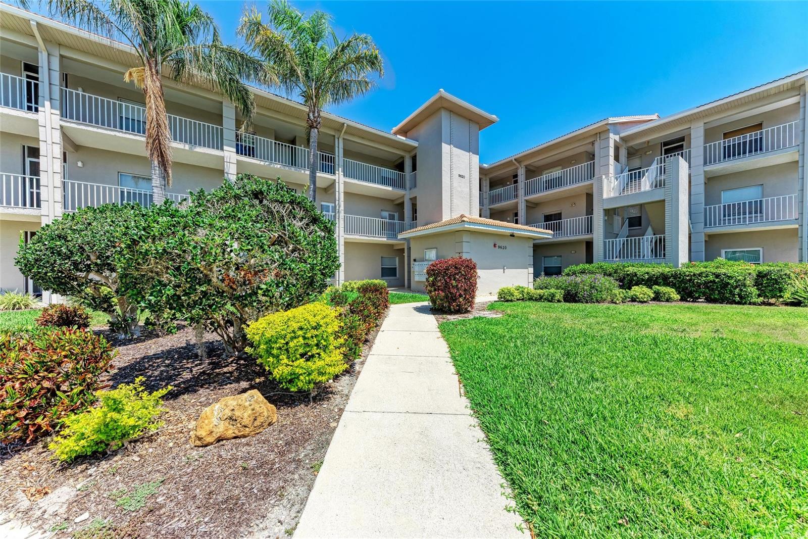 9620 Club South Cir #5208, Sarasota, FL 34238