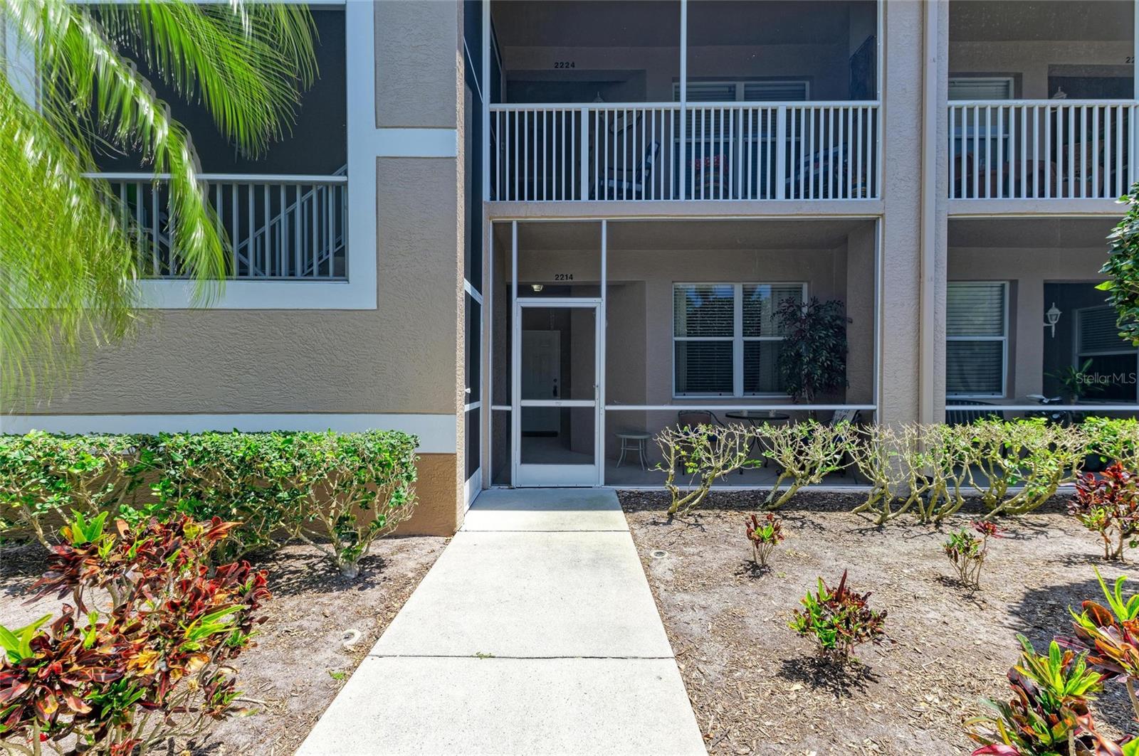 5320 Hyland Hills Ave #2214, Sarasota, FL 34241