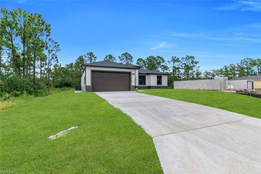 2908 48th St W, Lehigh Acres, FL 33971