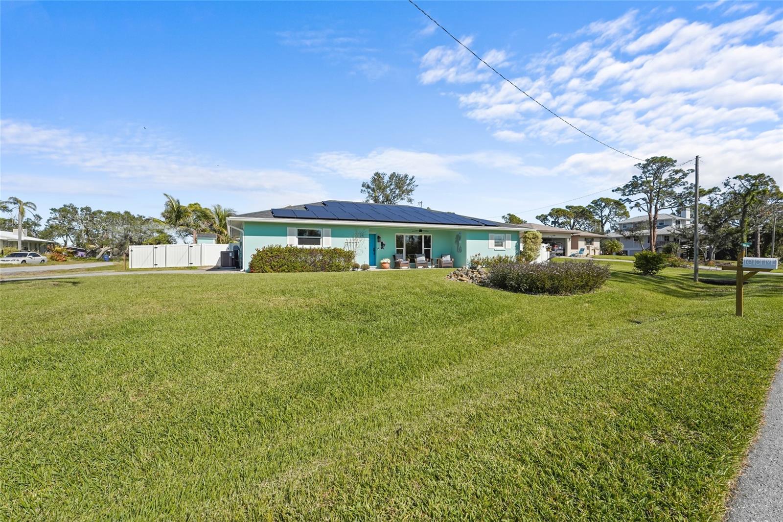 4440 Yacht Club Dr, Venice, FL 34293