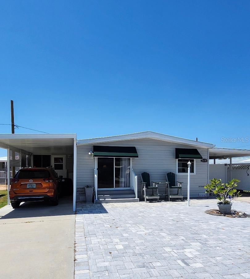 6616 Massachusetts St, Bradenton, FL 34207