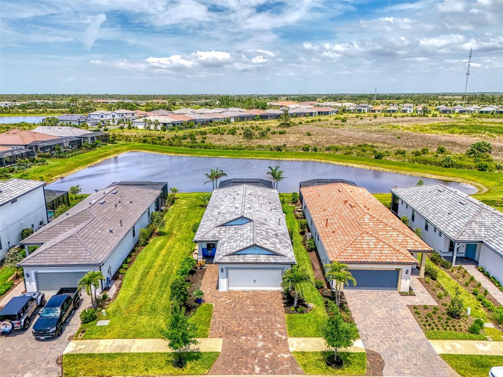 6252 Winding Pine Dr, Nokomis, FL 34275